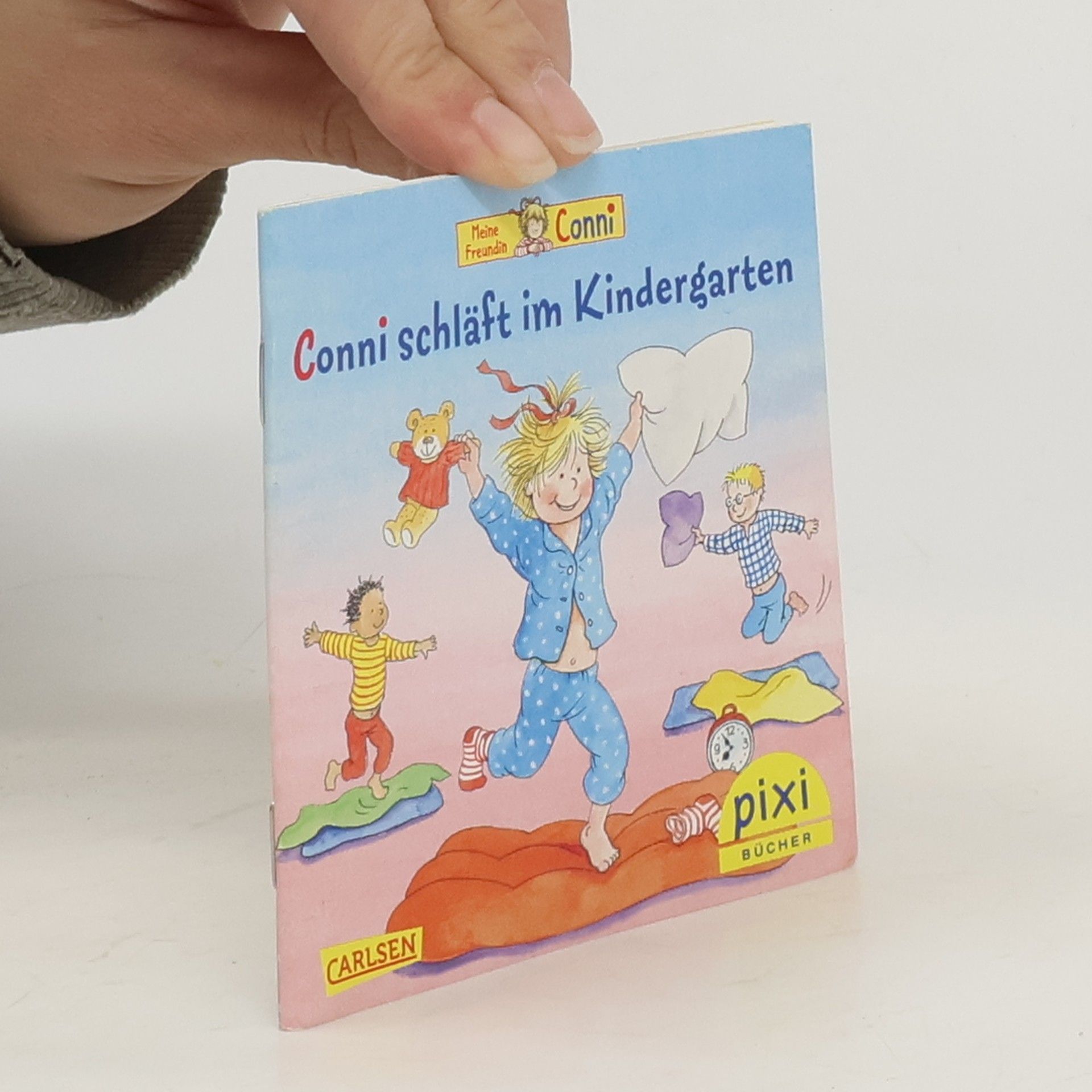 Collectif d'auteurs Conni schläft im Kindergarten