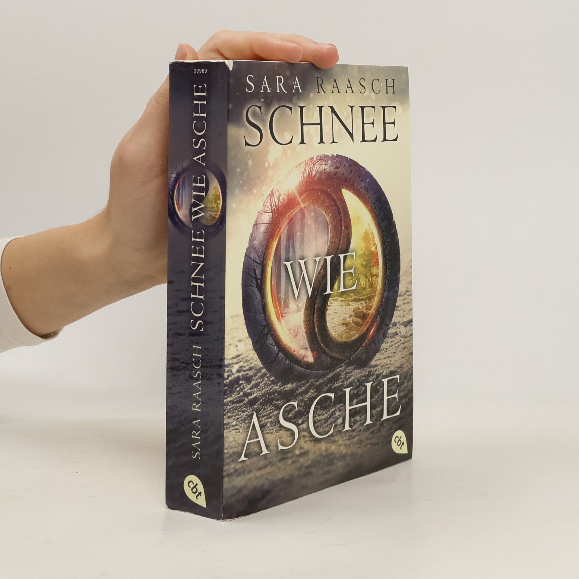 Sara Raash Schnee wie Asche