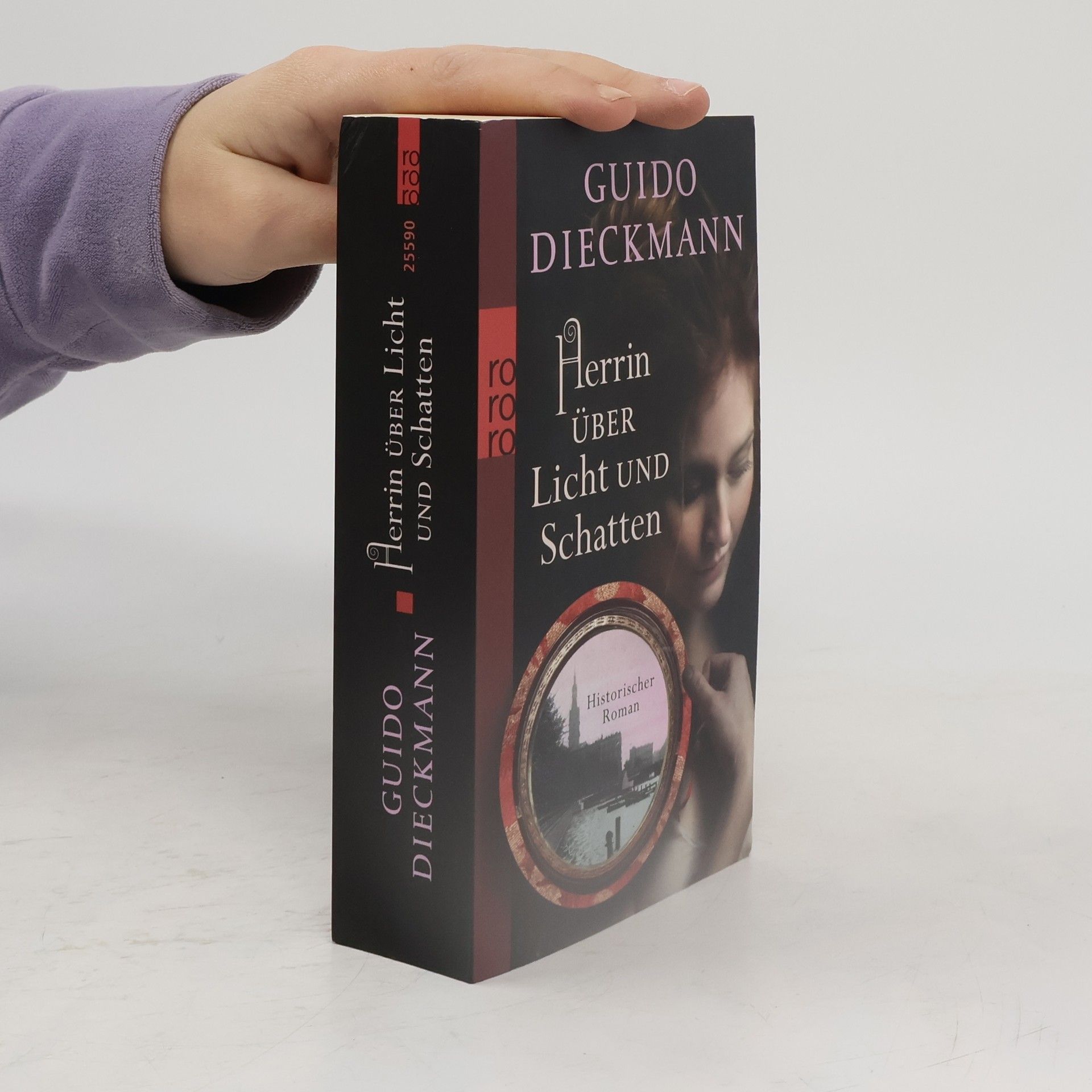 Herrin über Licht und Schatten