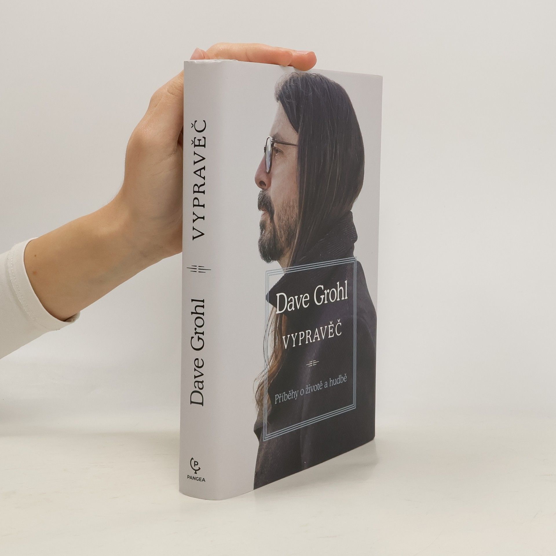 Dave Grohl Vypravěč : příběhy o životě a hudbě
