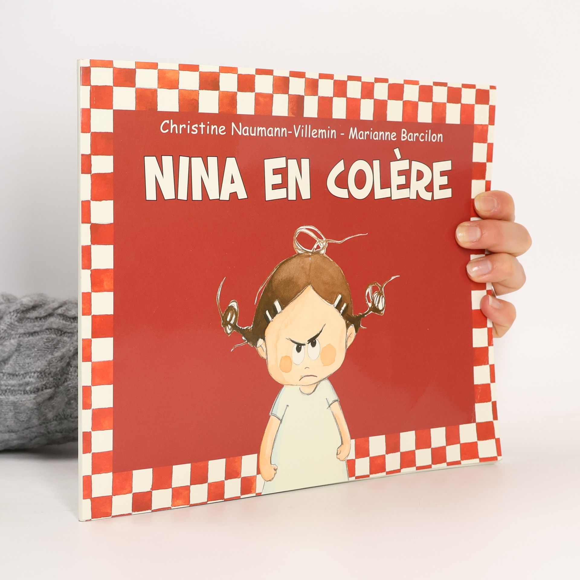 Nina en colère