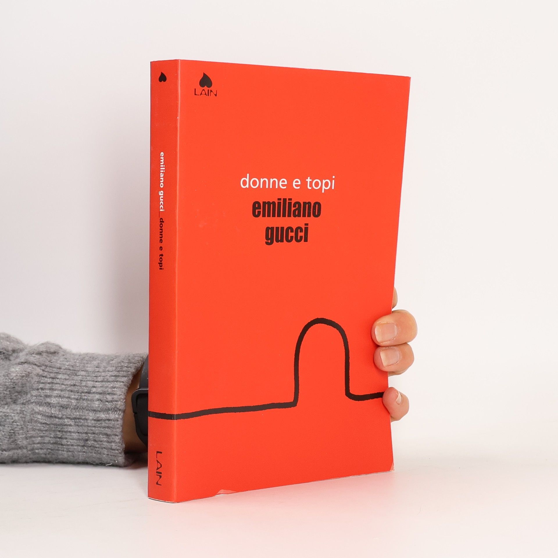 Emiliano Gucci Donne e topi