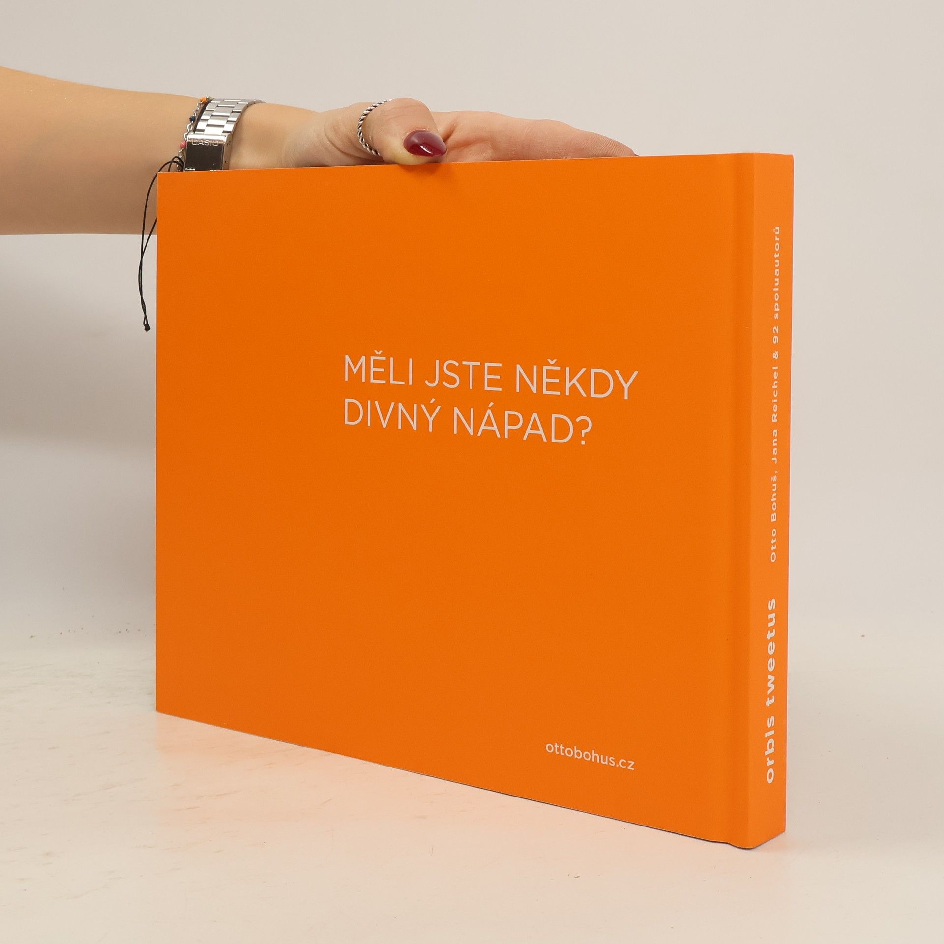 Otto Bohuš Orbis tweetus. První twitter kniha na světě ilustrovaná fanoušky