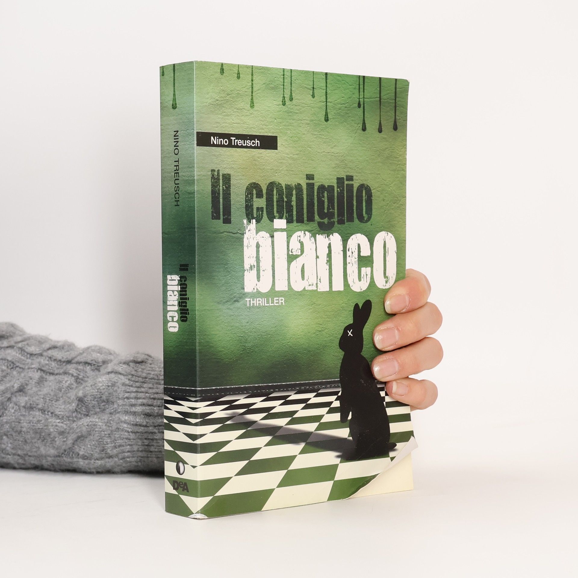 Nino Treusch Il coniglio bianco