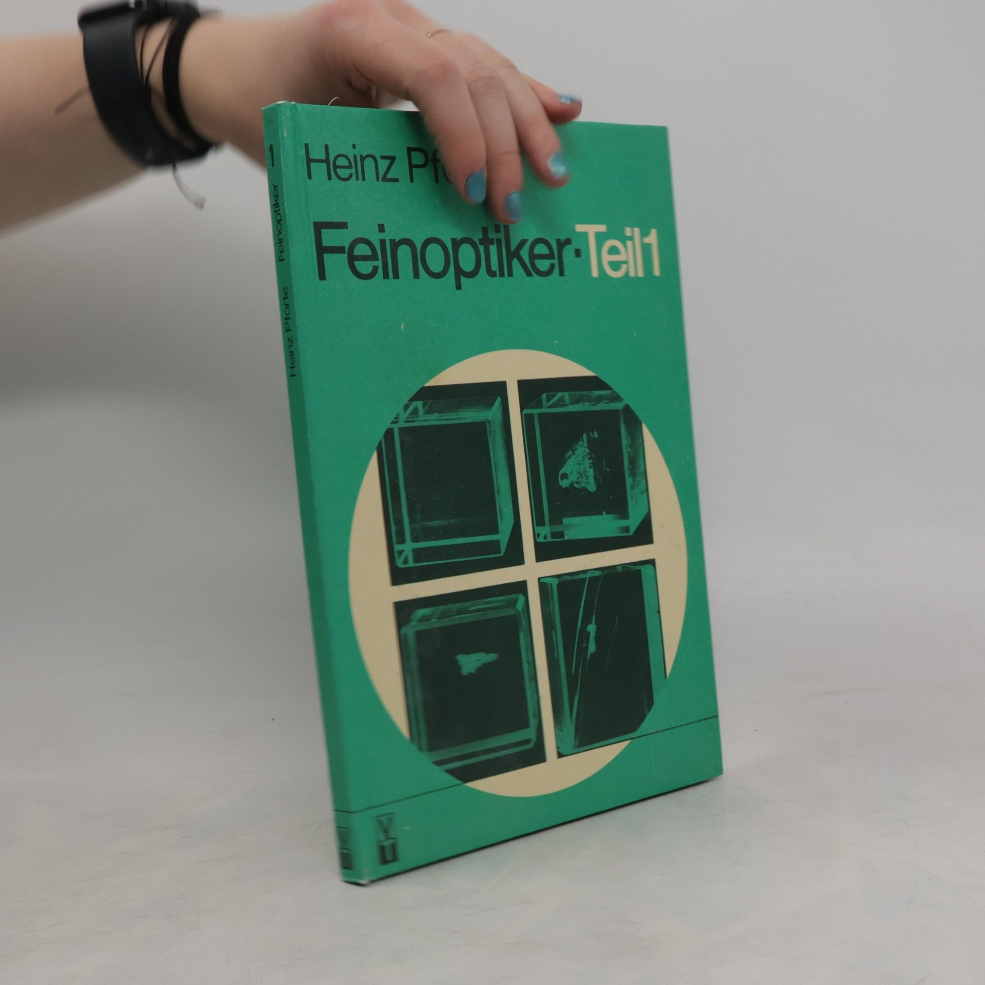 Collectif d'auteurs Feinoptiker