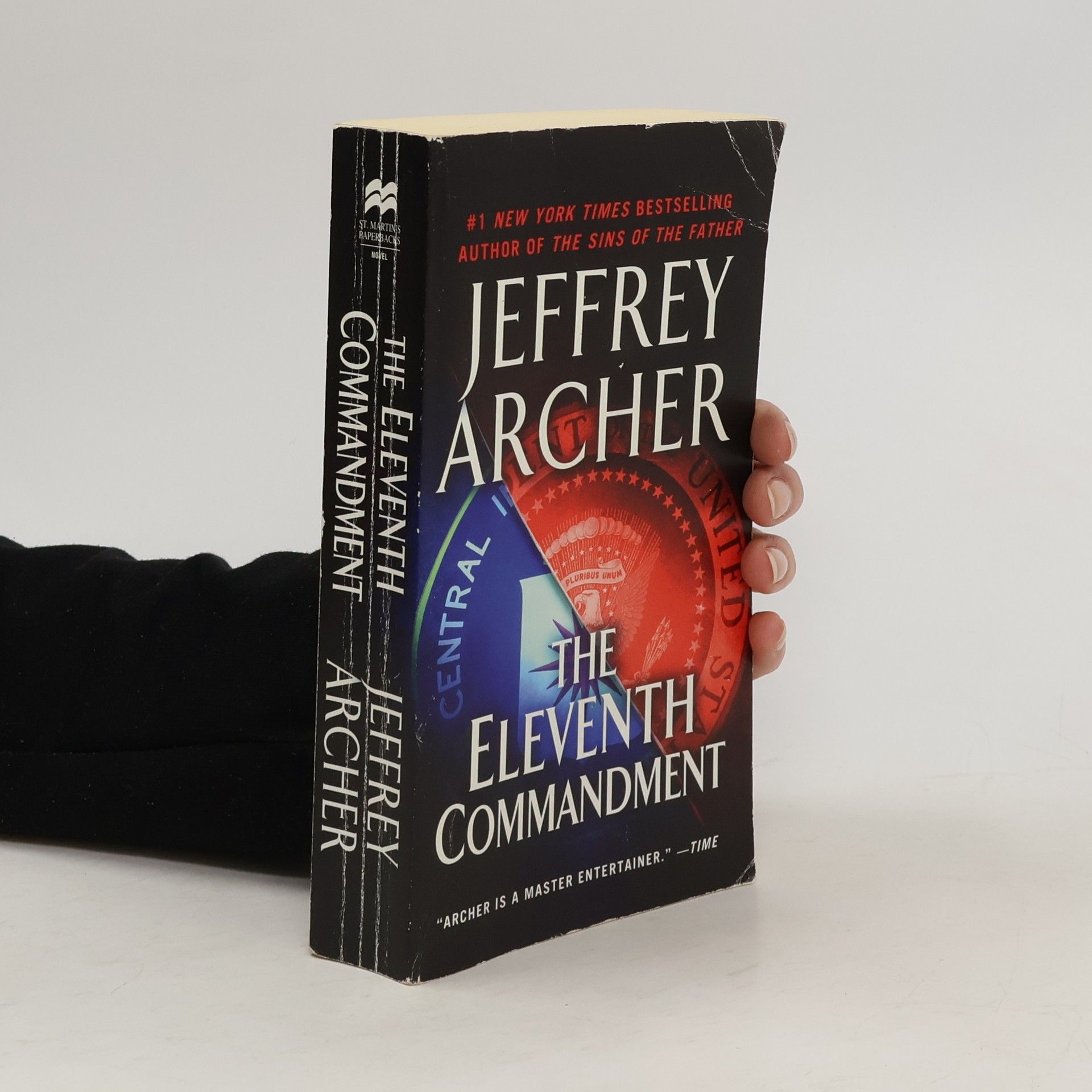Jeffrey Archer The Eleventh Commandment. Premium Edition