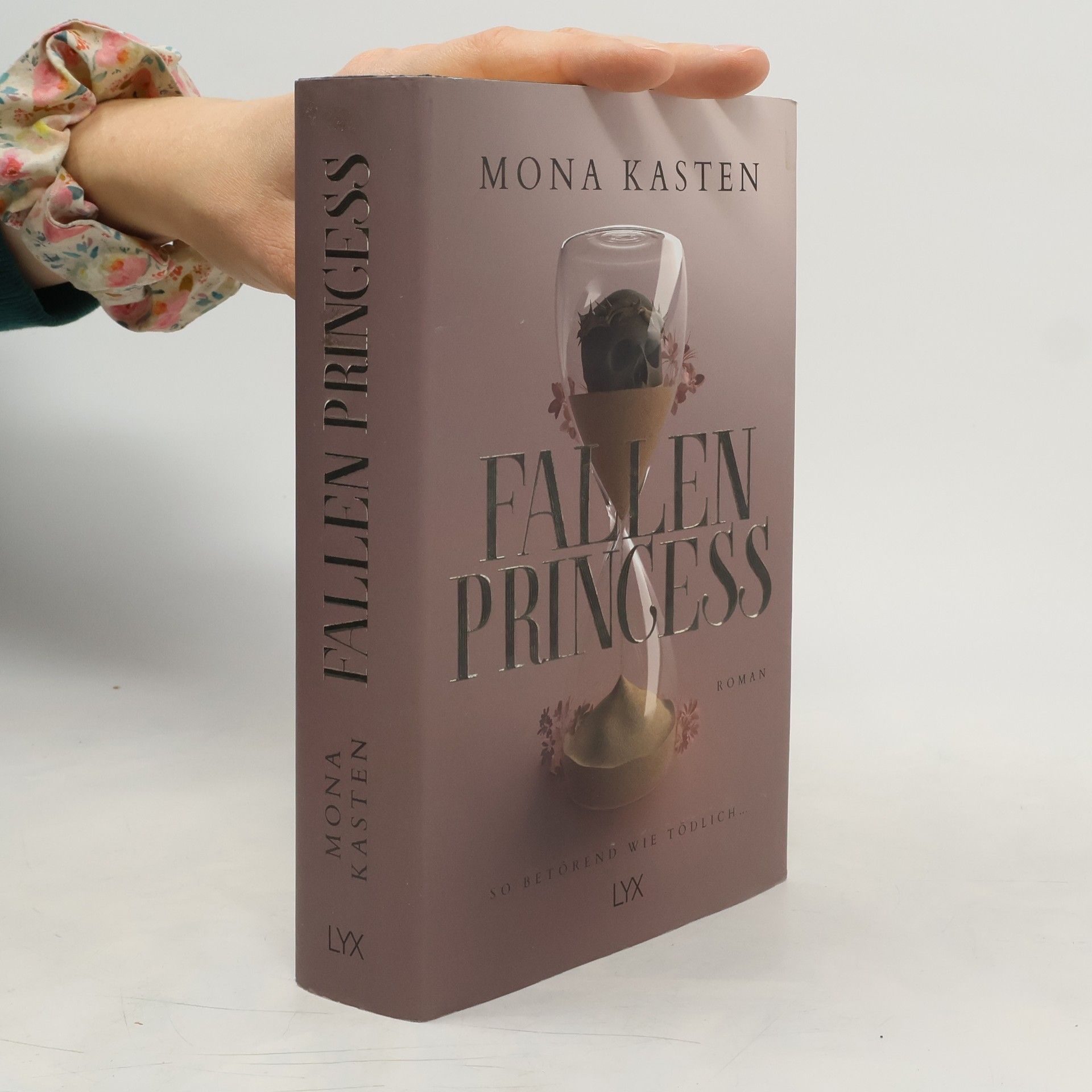 Mona Kasten Fallen Princess