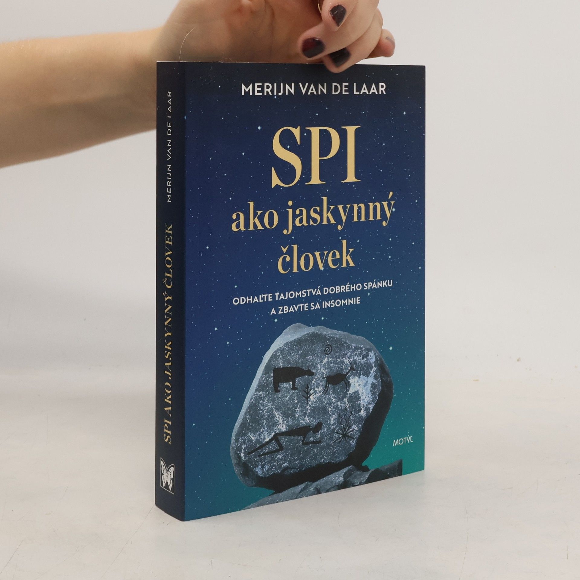 Spi ako jaskynný človek
