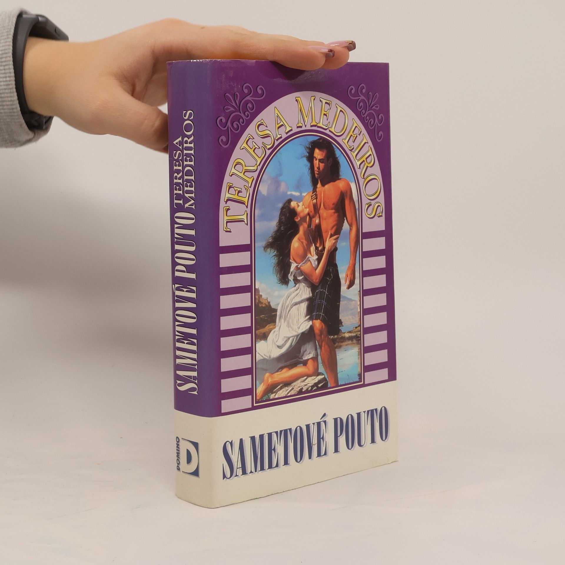 Teresa Medeiros Sametové pouto