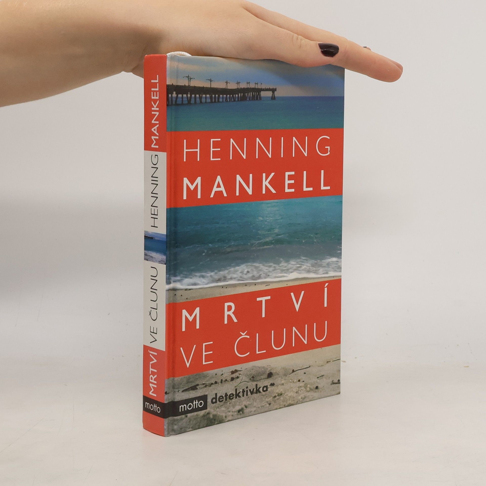 Henning Mankell Mrtví ve člunu
