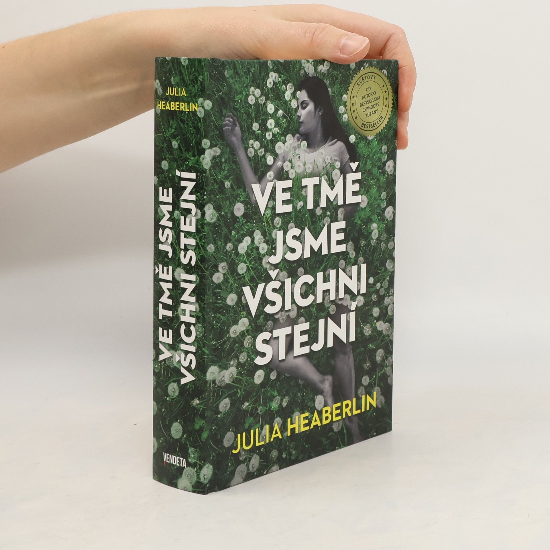 Ve tmě jsme všichni stejní