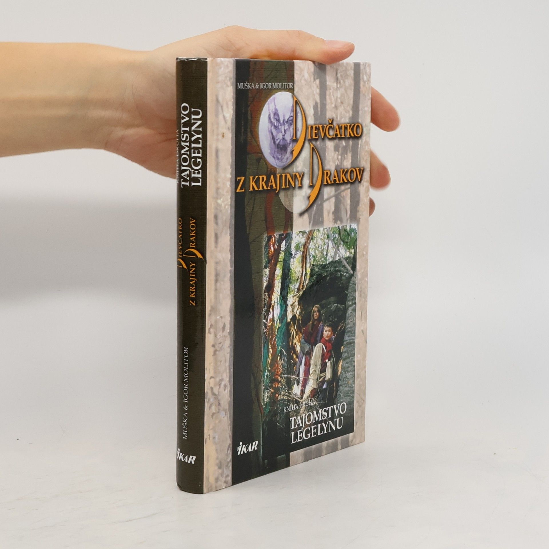 Igor Molitor Dievčatko z krajiny drakov 2. - Tajomstvo Legelynu