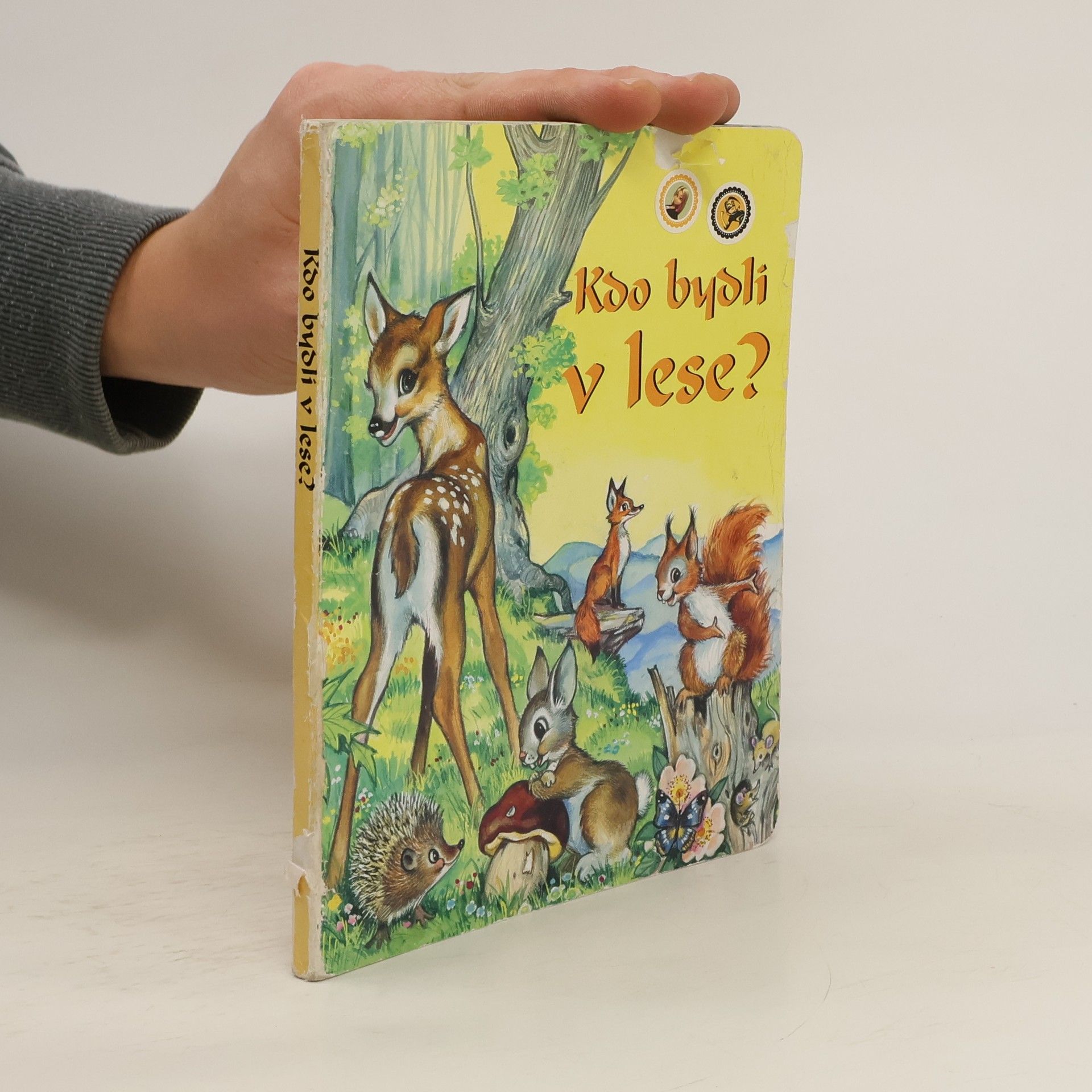 Loëlle Barbané Kdo bydlí v lese?