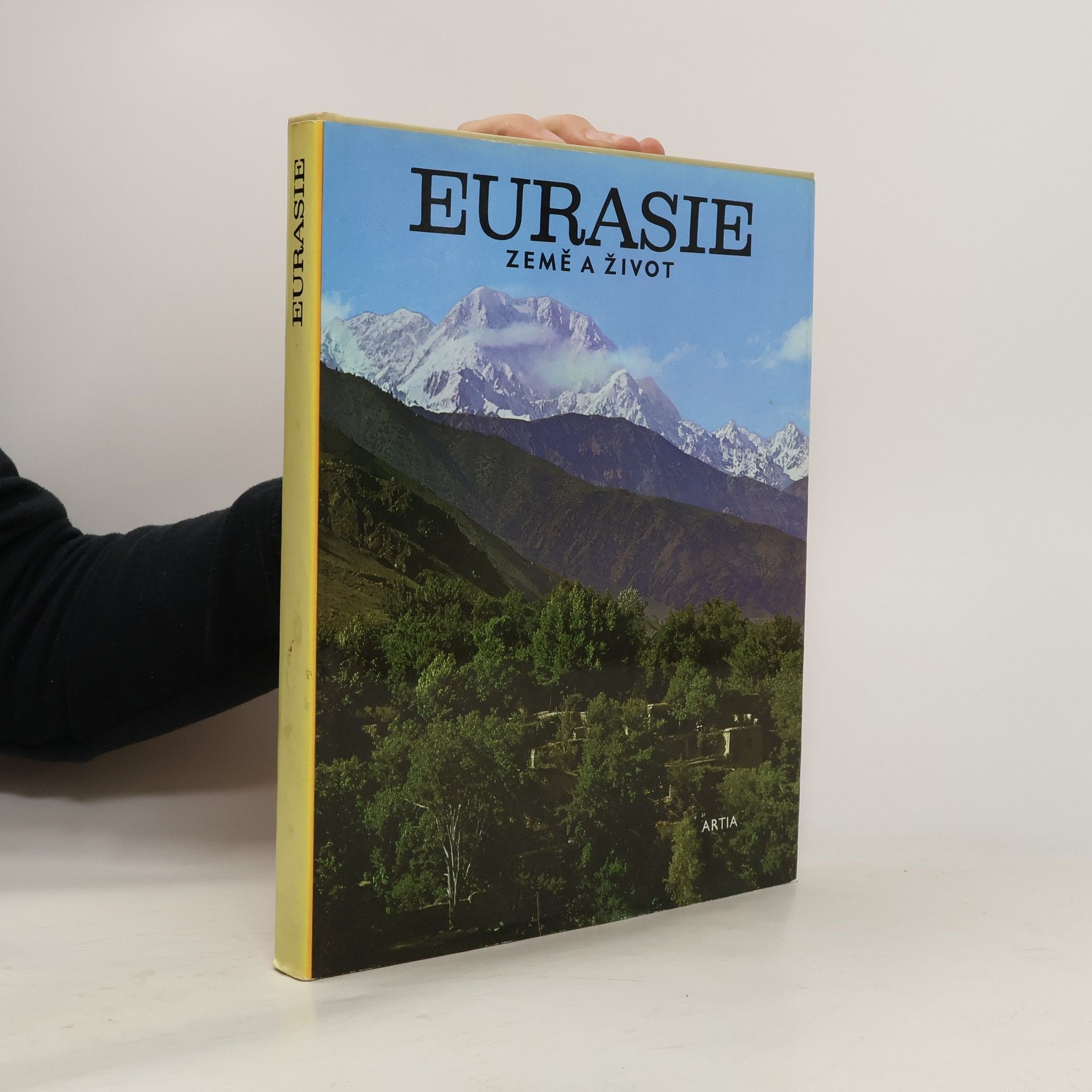 Kolektiv autorů Eurasie. Země a život