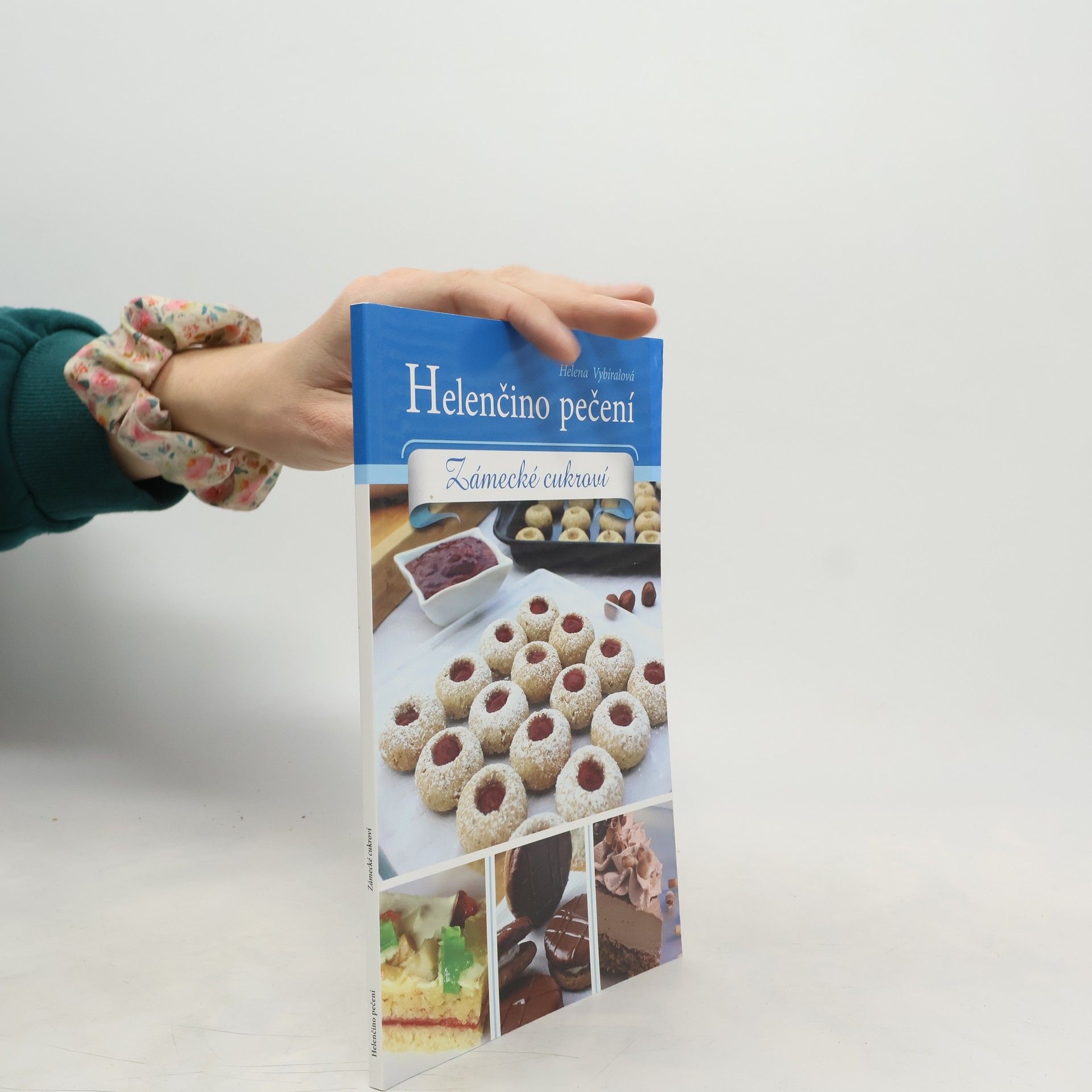 Helena Vybíralová Helenčino pečení - Zámecké cukroví