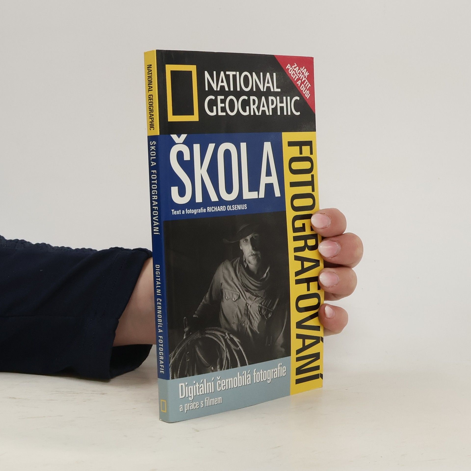 Škola fotografování. Digitální černobílá fotografie a práce s filmem