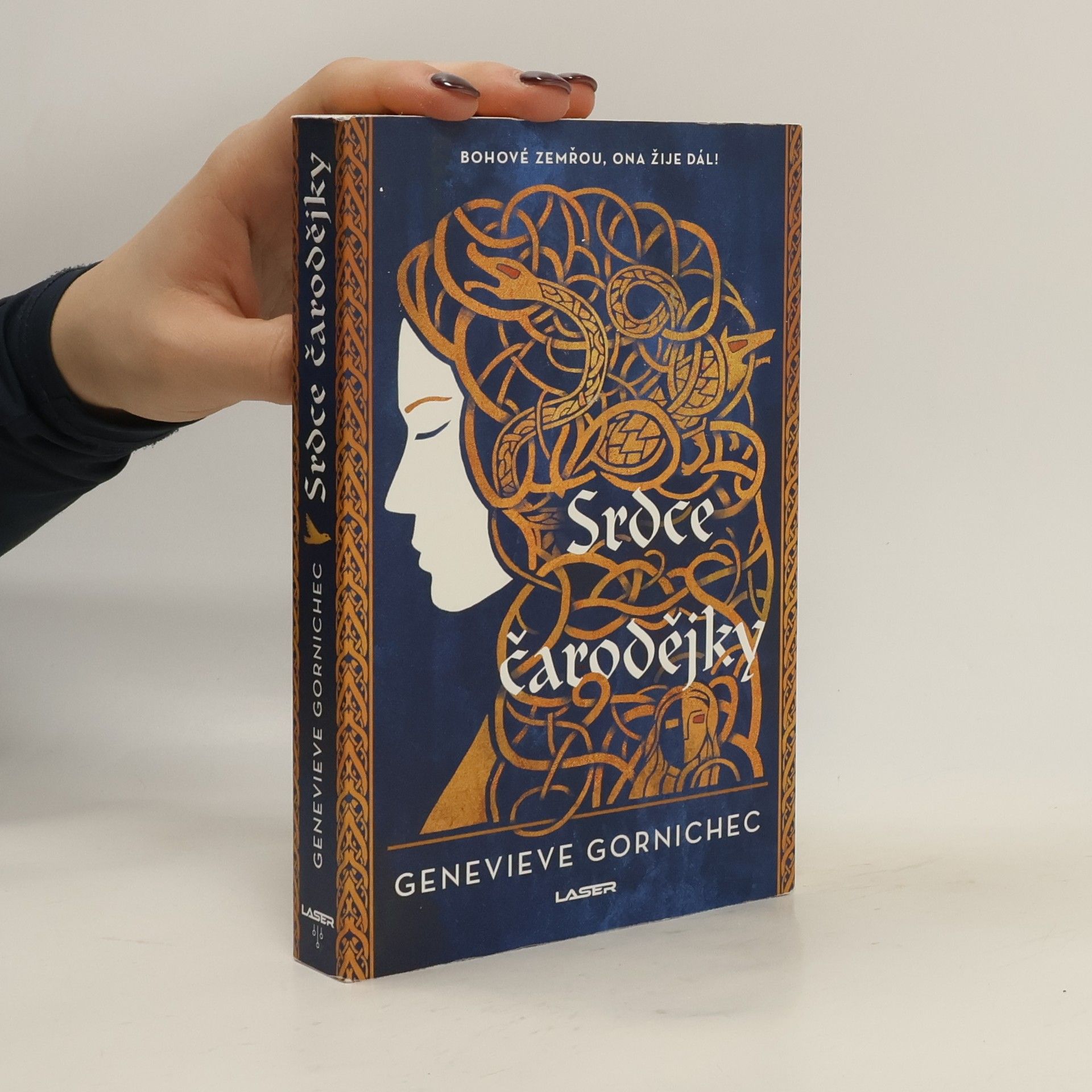 Genevieve Gornichec Srdce čarodějky