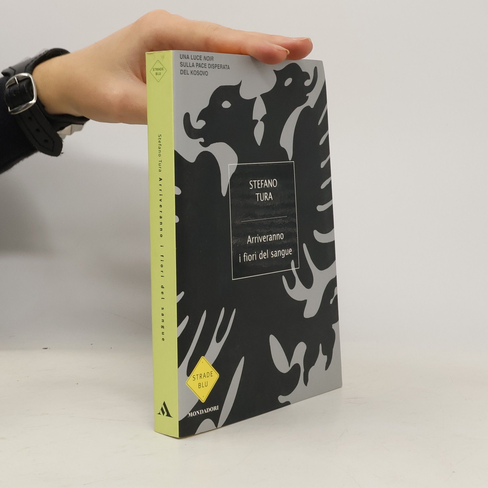 Stefano Tura Arriveranno i fiori del sangue