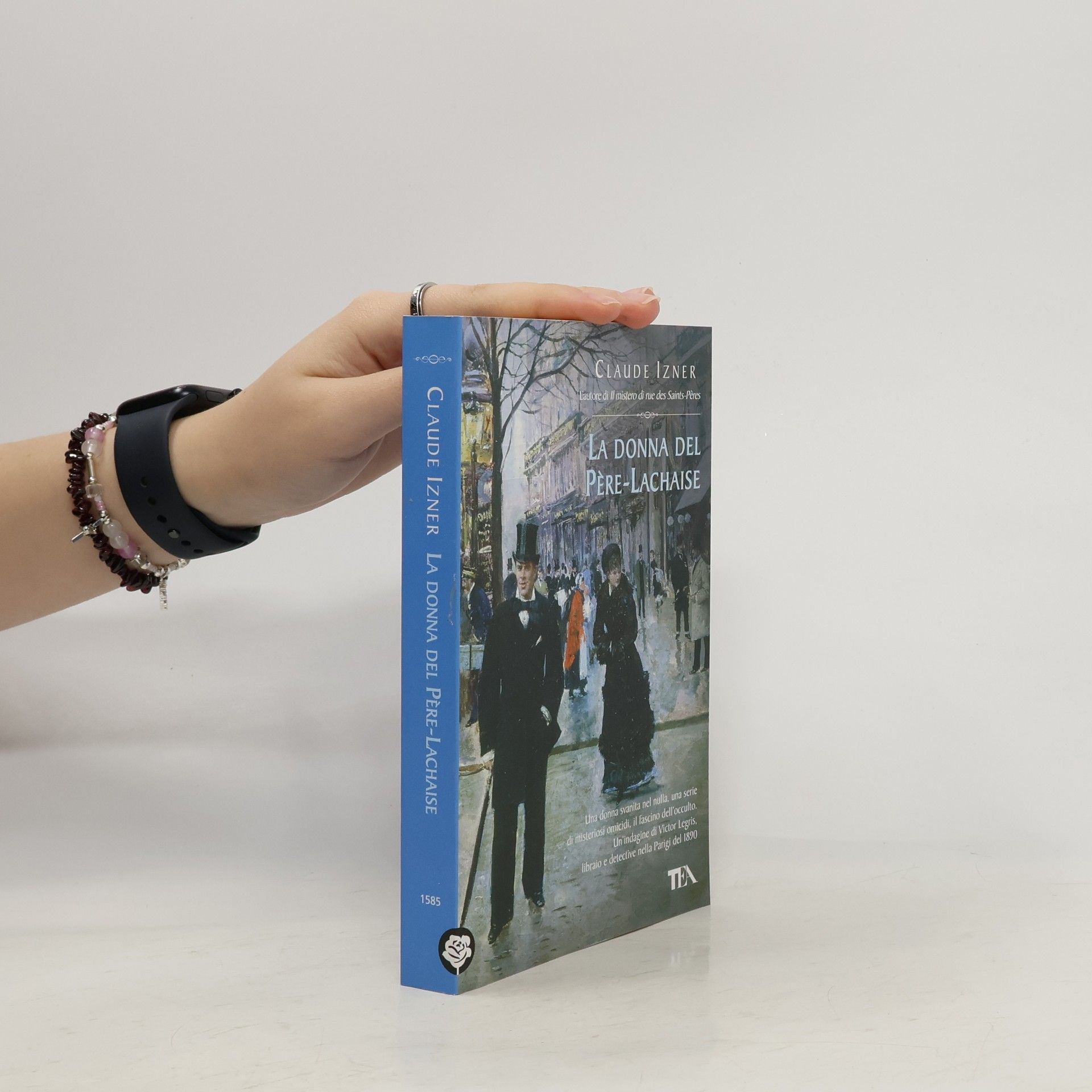 La donna del Père-Lachaise