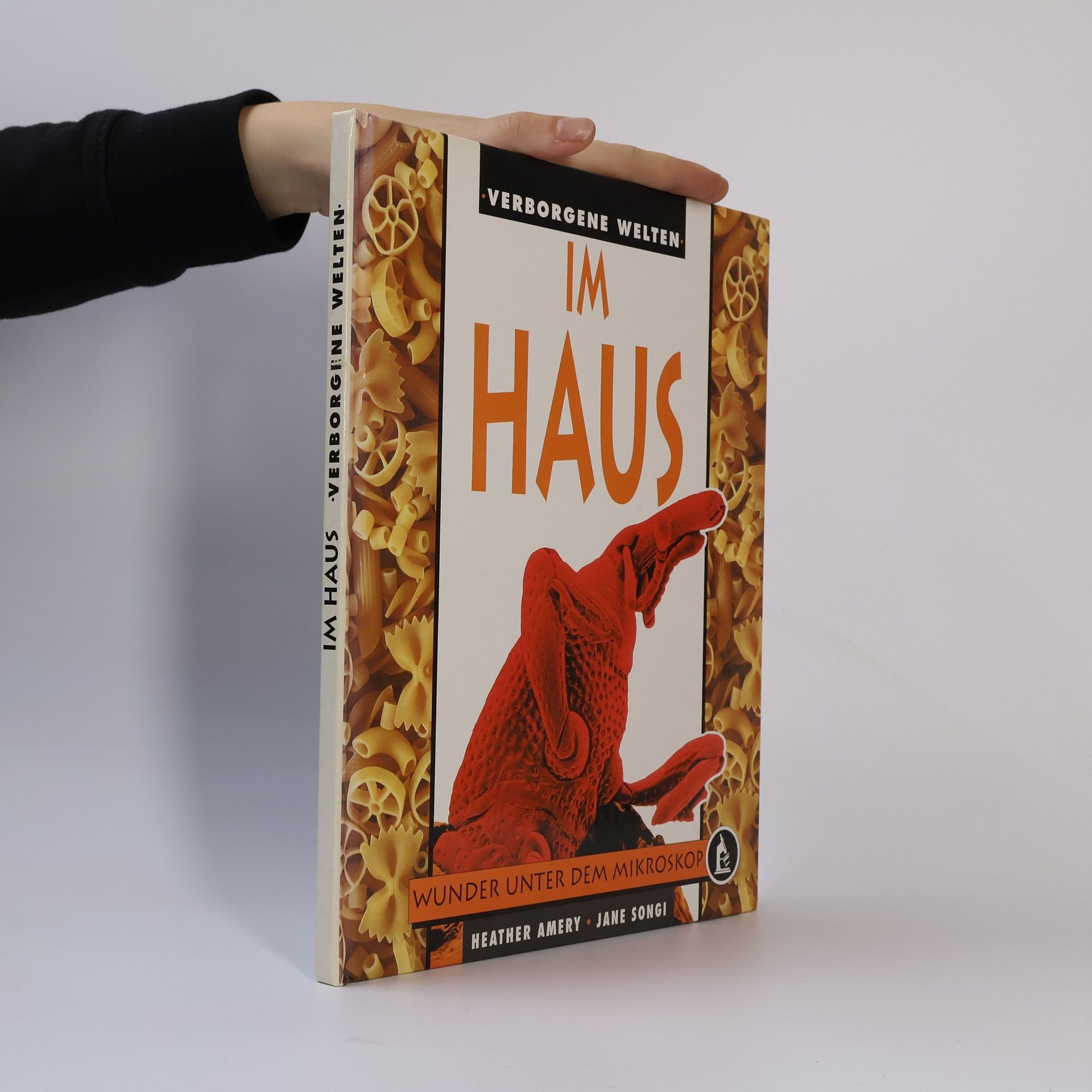 Heather Amery Im Haus