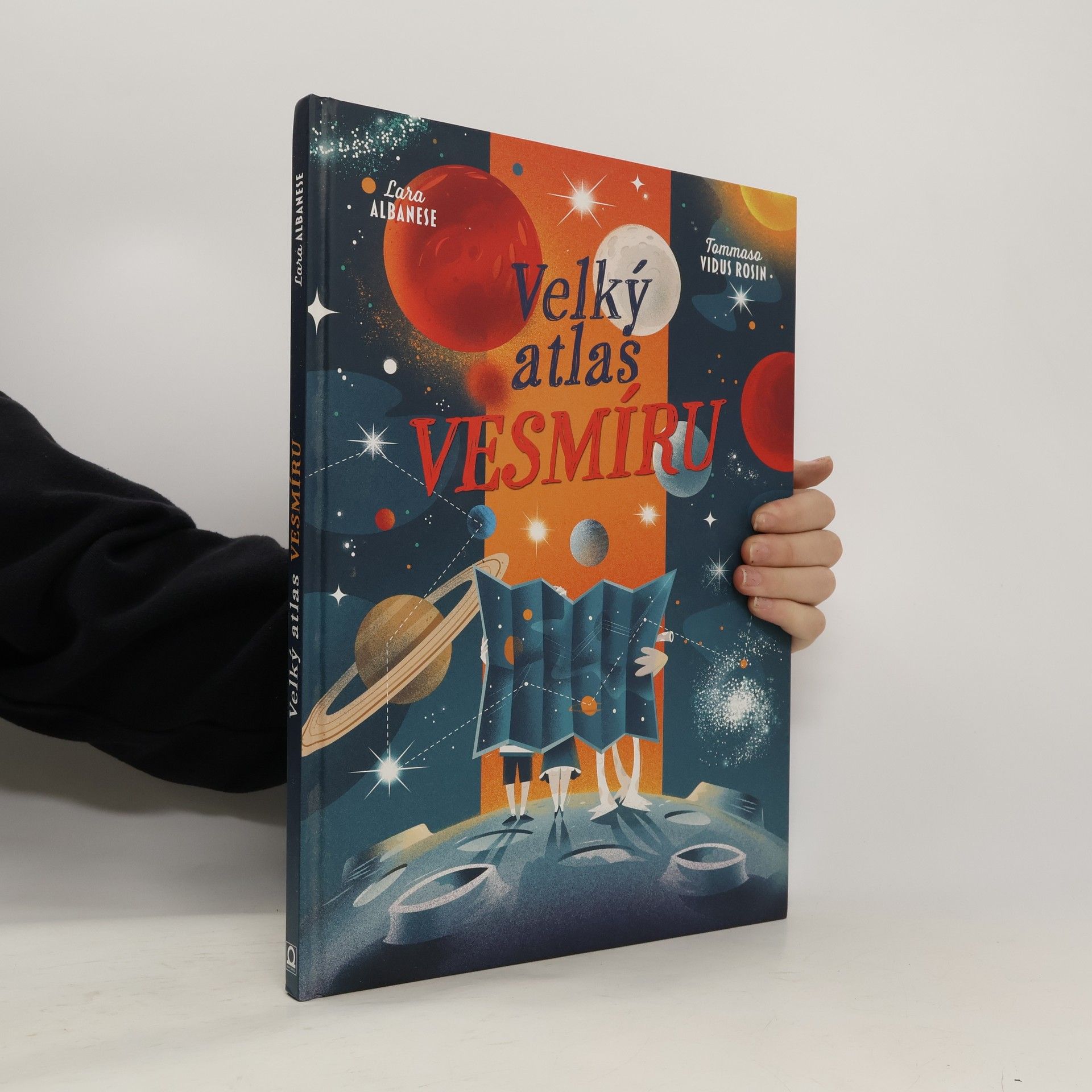 Lara Albanese Velký atlas vesmíru