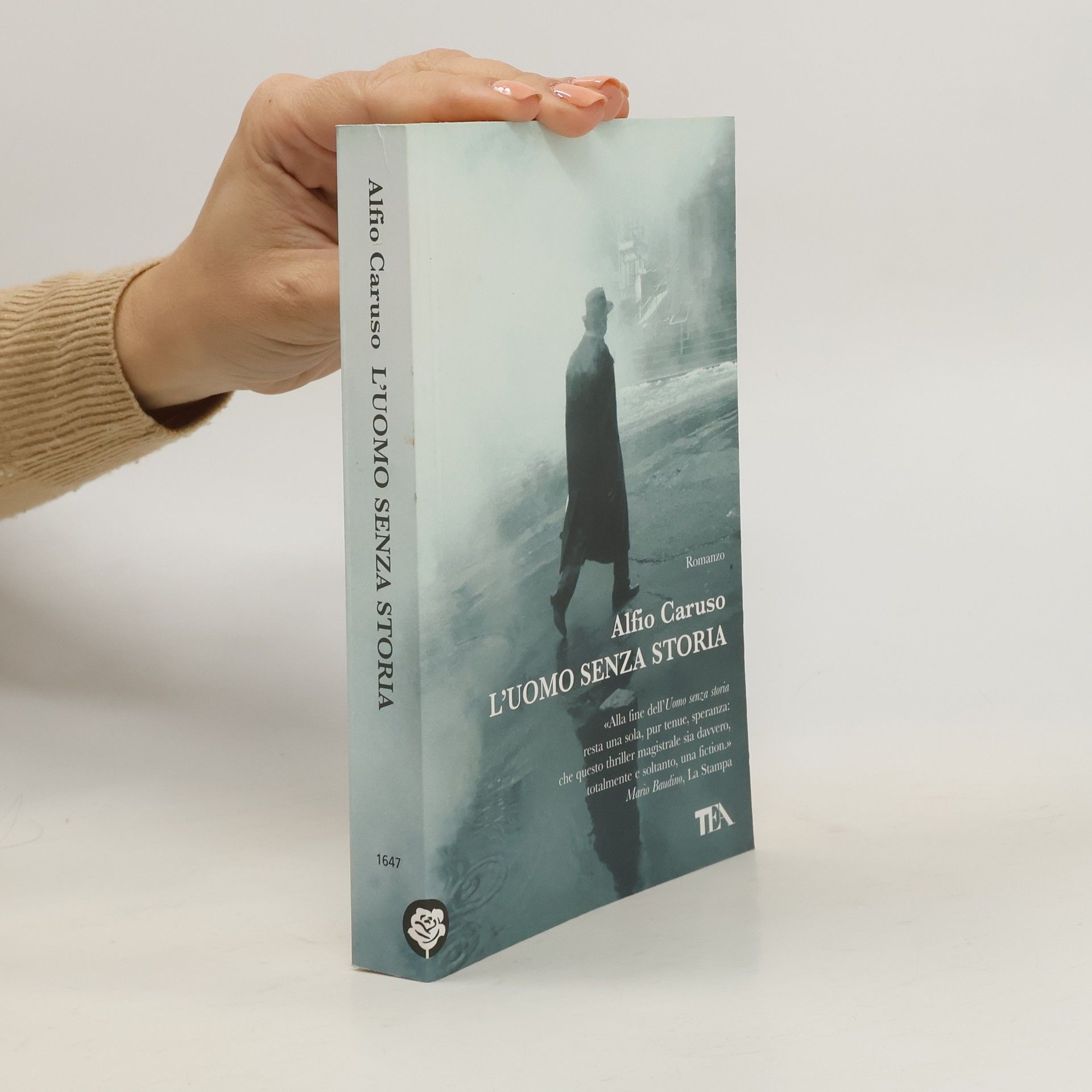 Alfio Caruso L'uomo senza storia