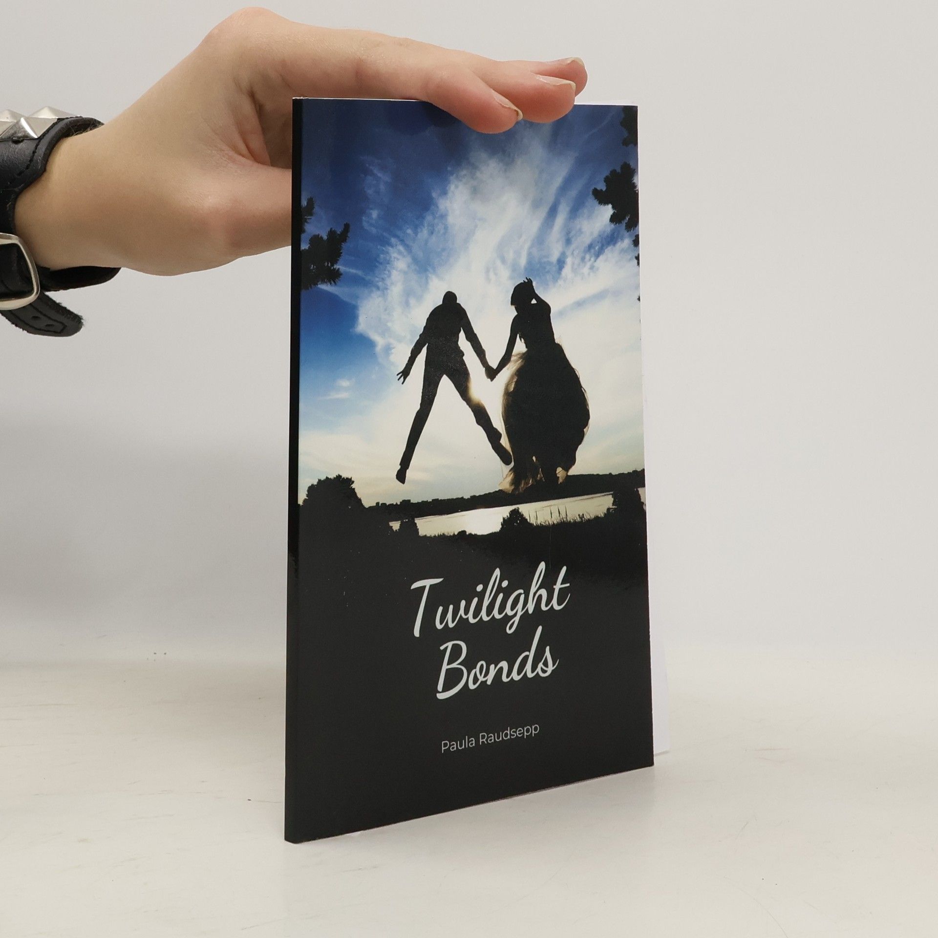 Paula Raudsepp Twilight Bonds