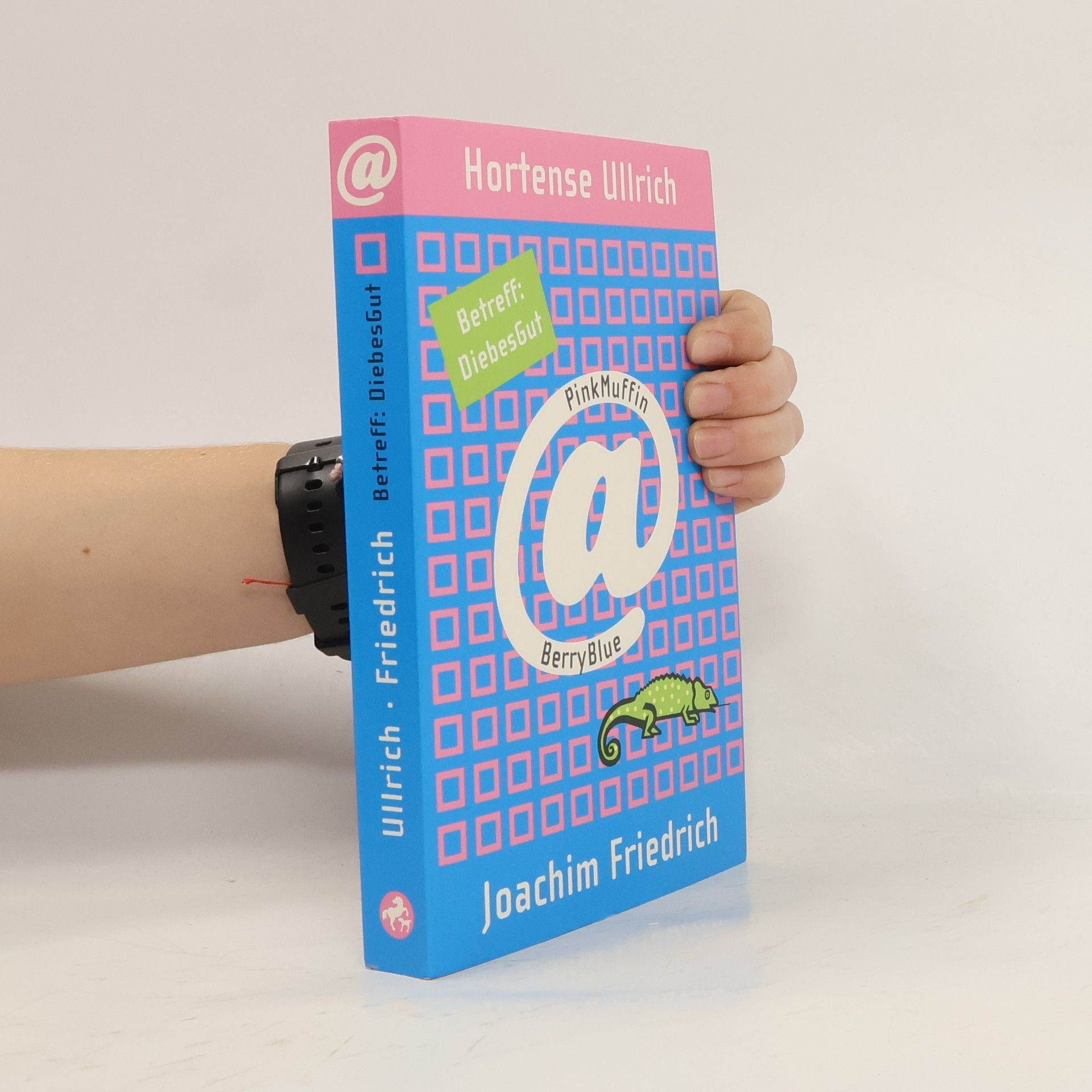 Hortense Ullrich PinkMuffin _372 BerryBlue 4