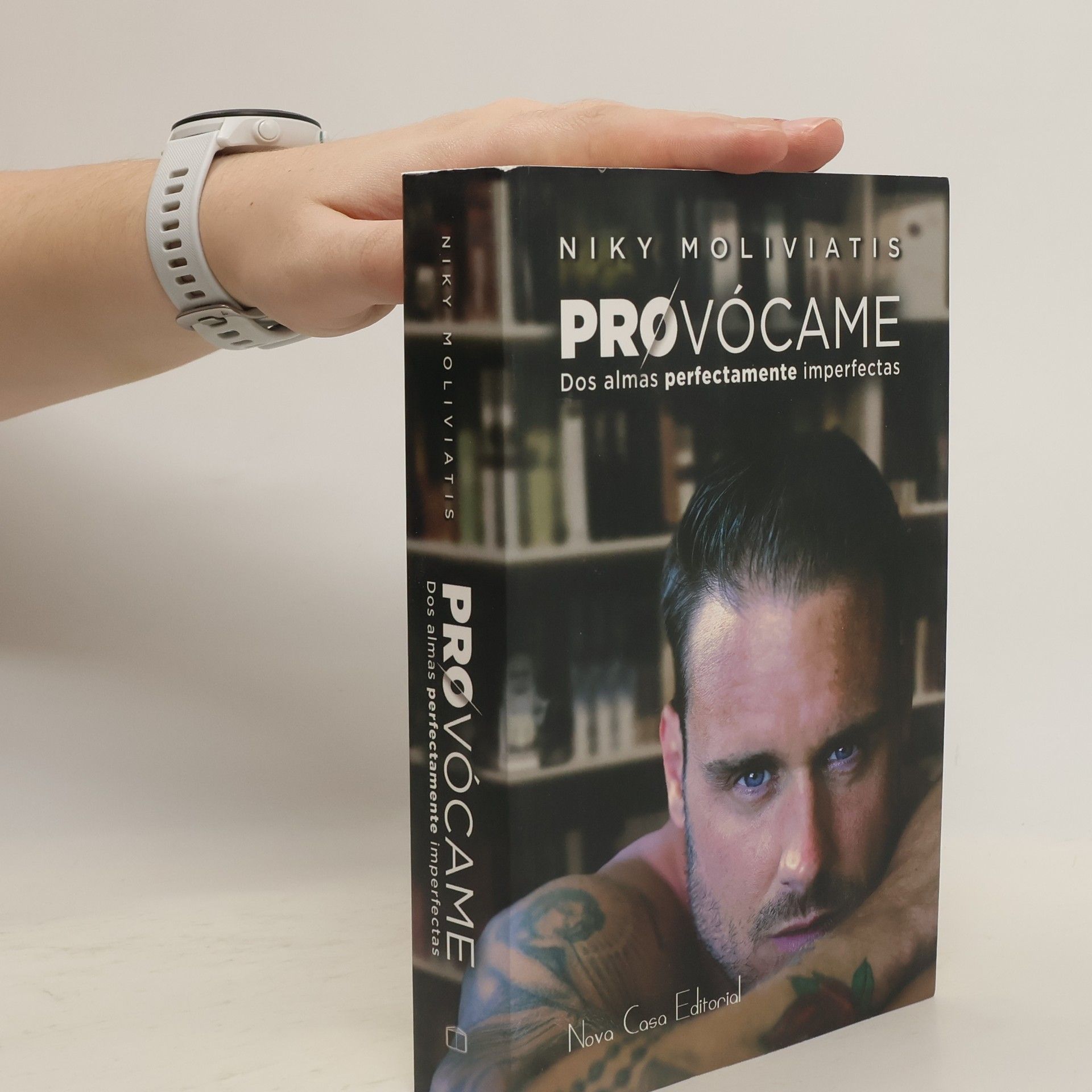 Niky Moliviatis Provócame