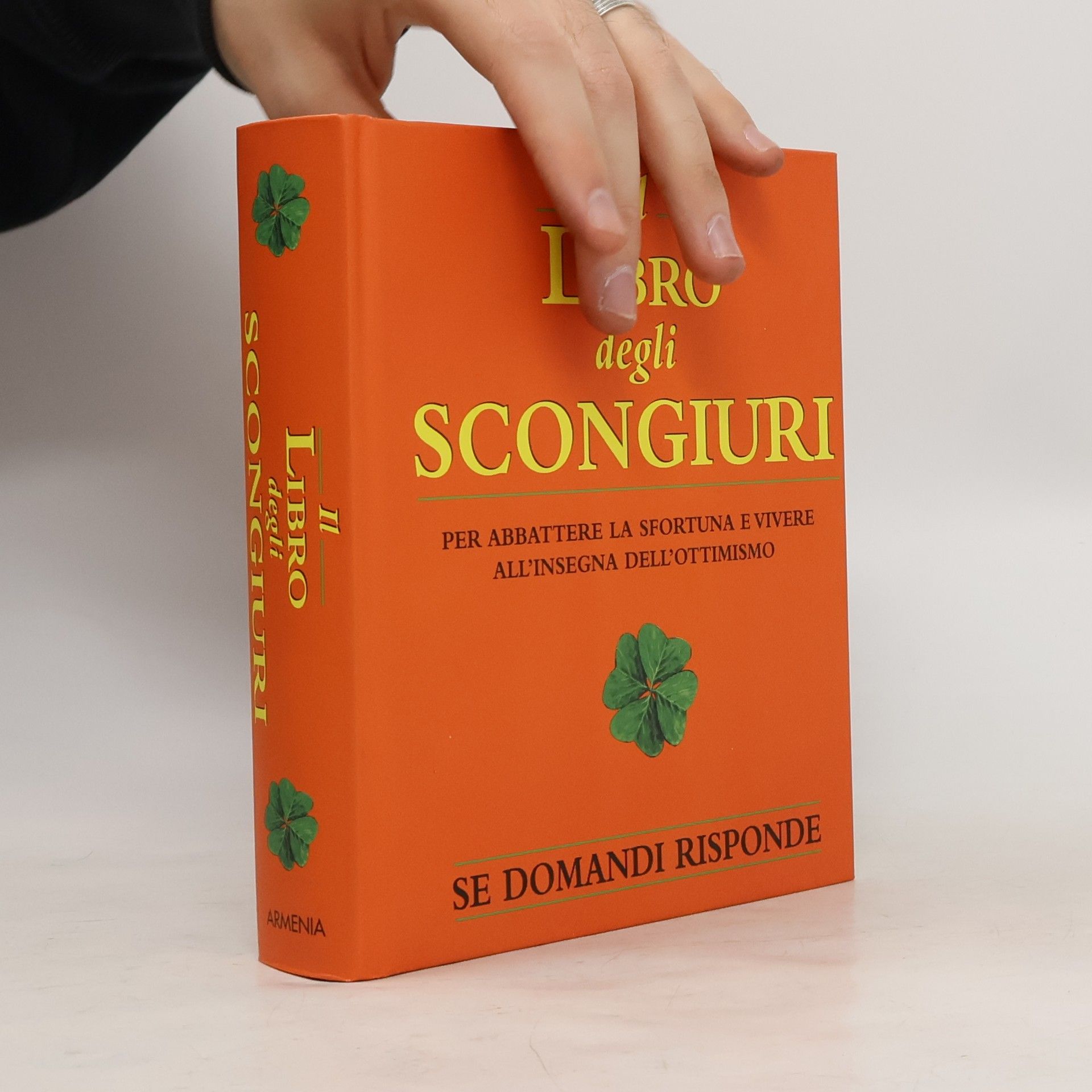 AA.VV. Il libro degli scongiuri
