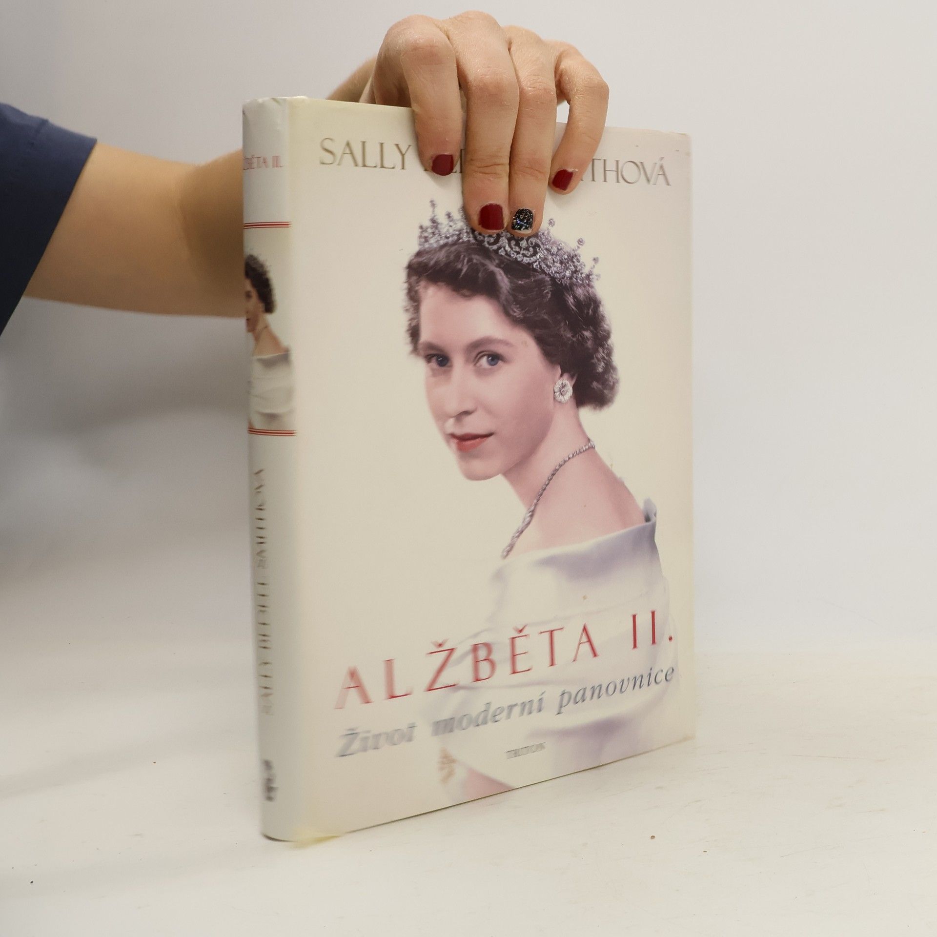 Sally Bedell Smith Alžběta II. Život moderní panovnice