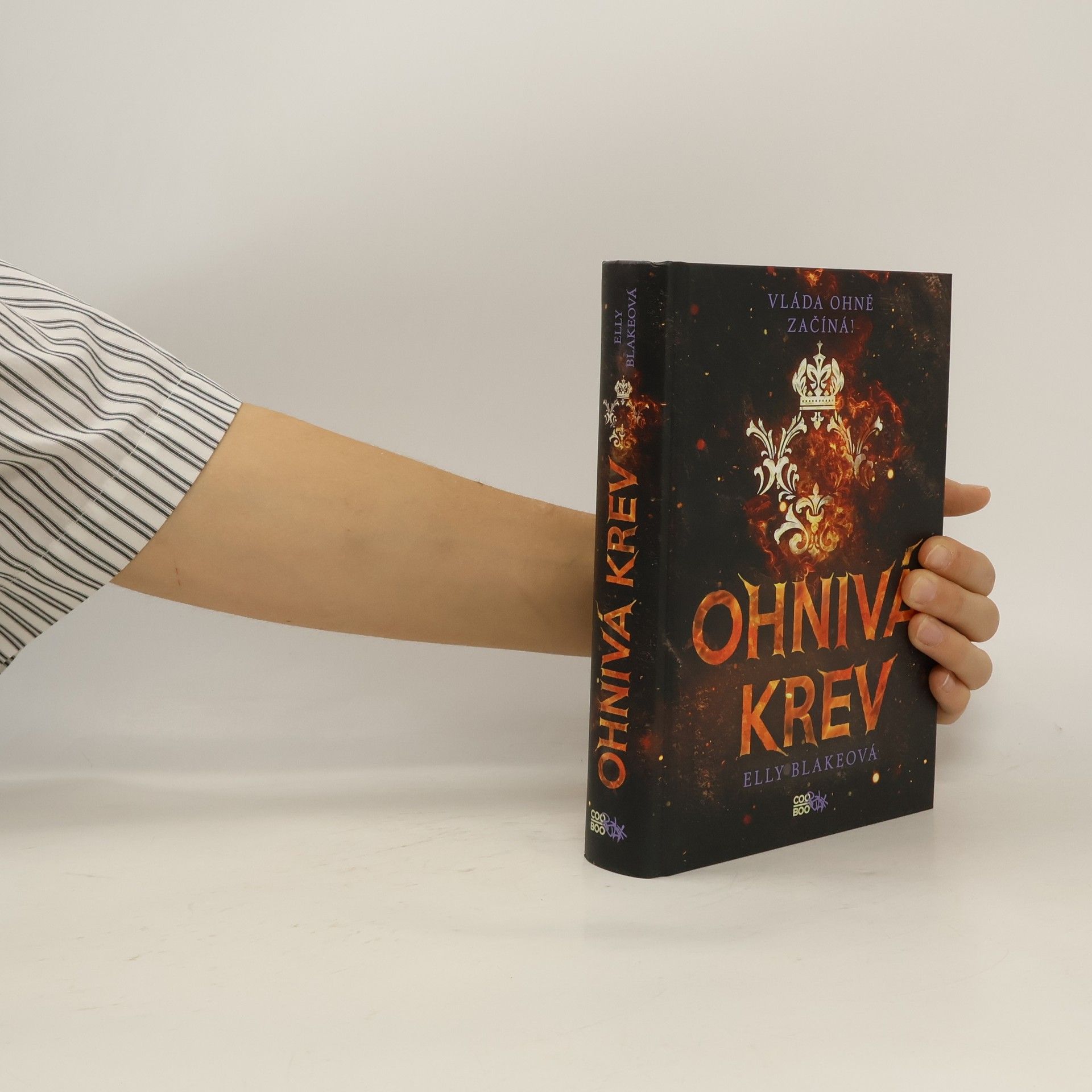 Elly Blake Ohnivá krev