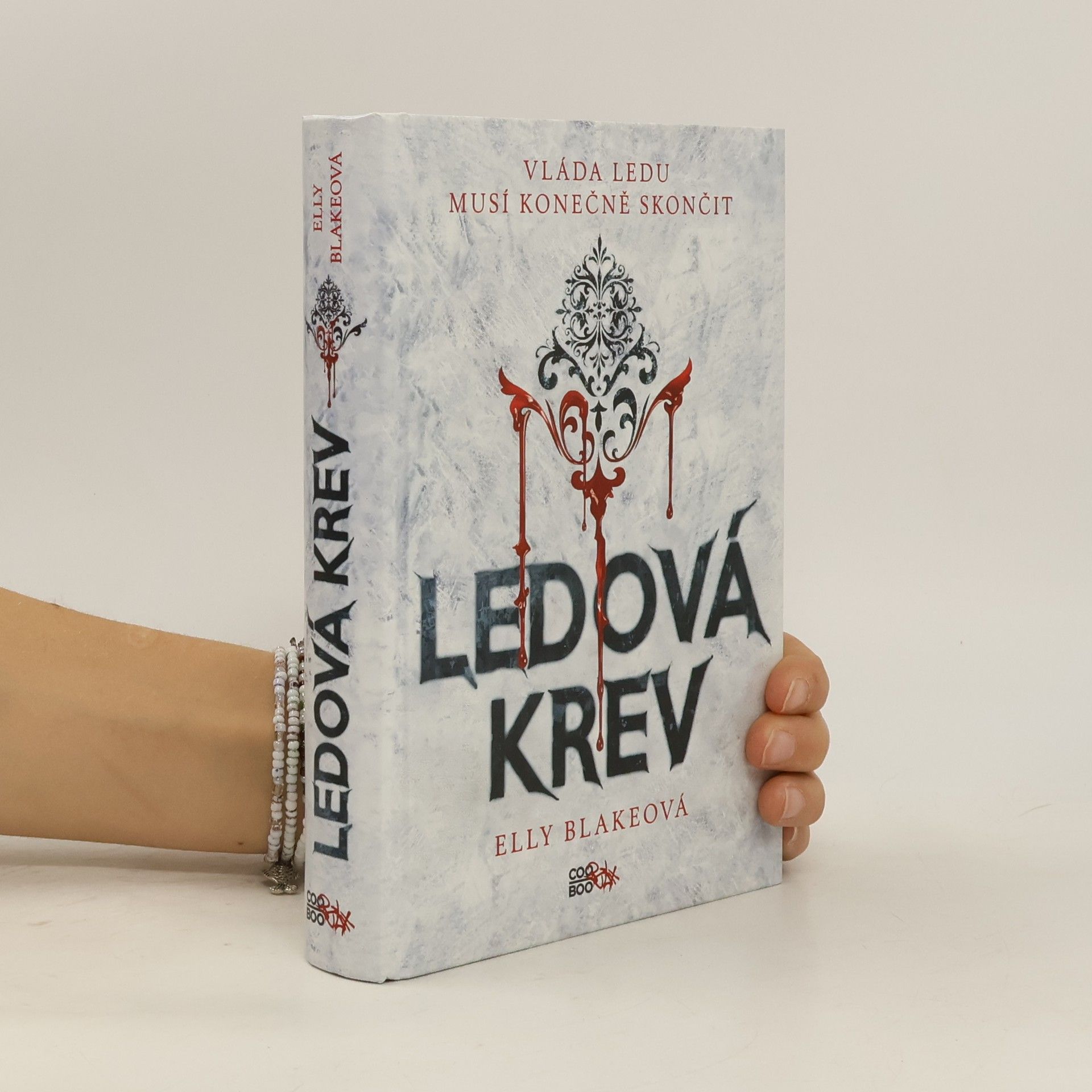 Elly Blake Ledová krev
