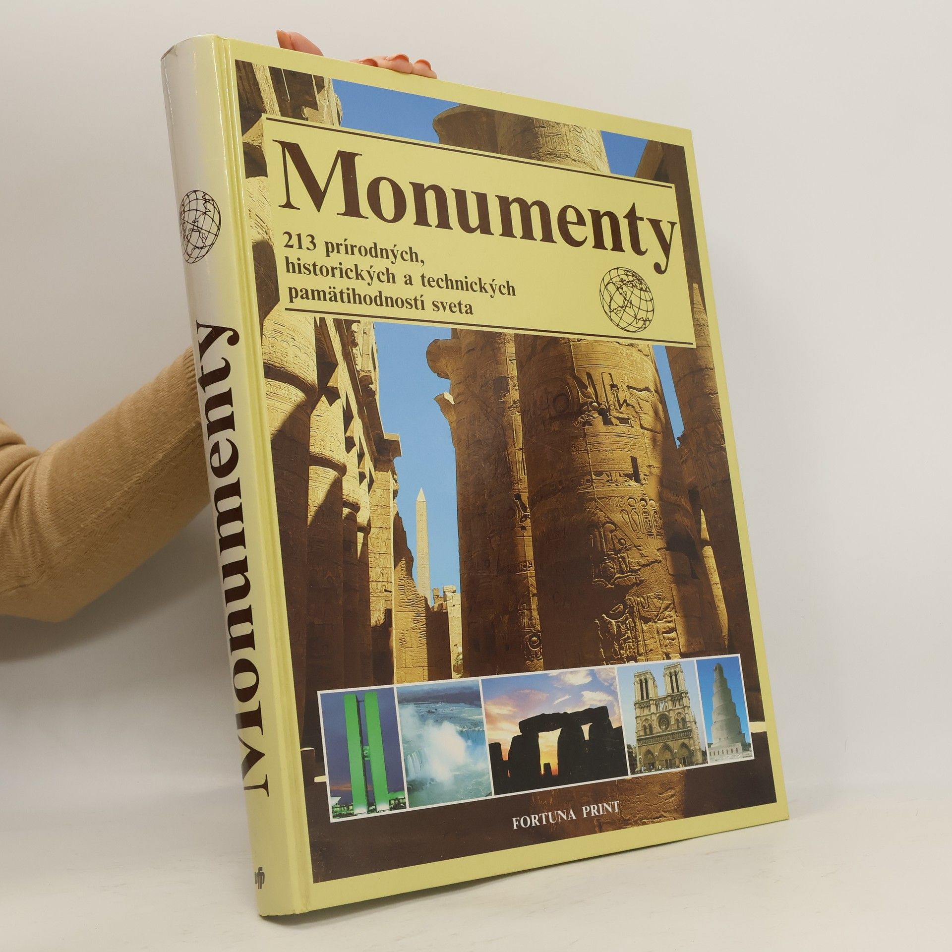 Monumenty. 213 přírodních, historických a technických pamětihodností světa