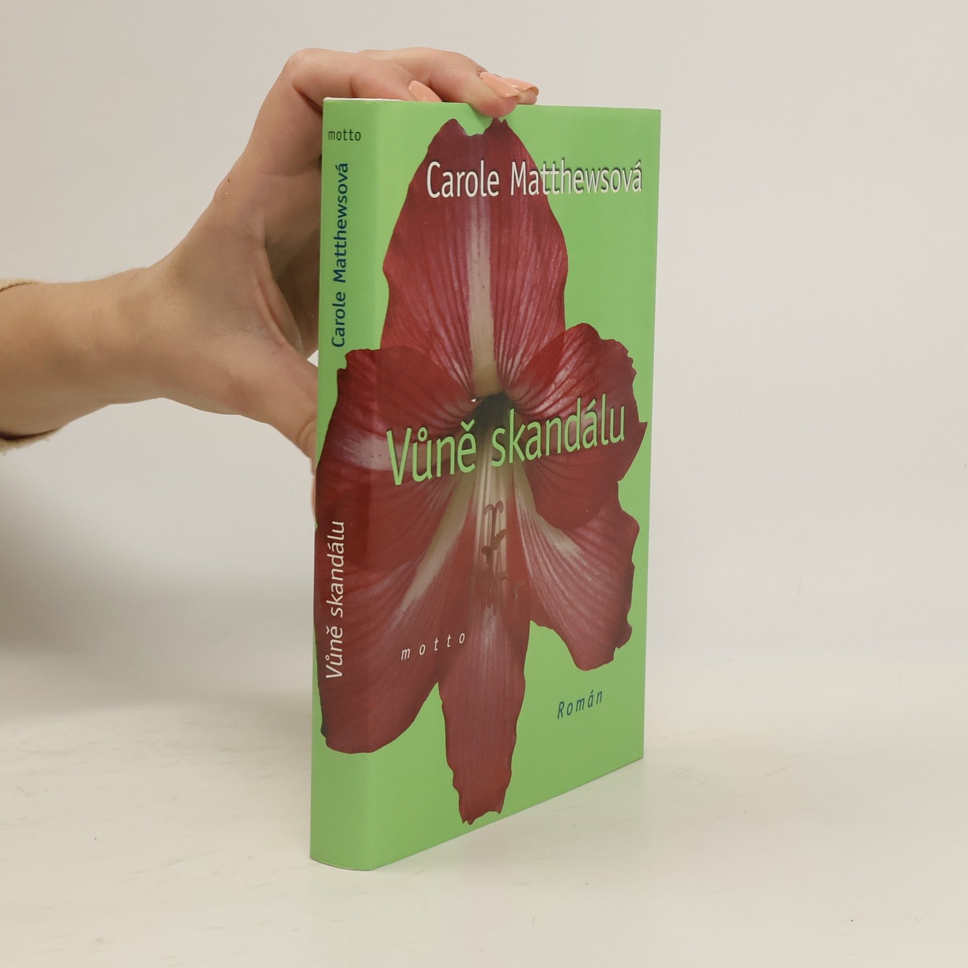 Carole Matthews Vůně skandálu