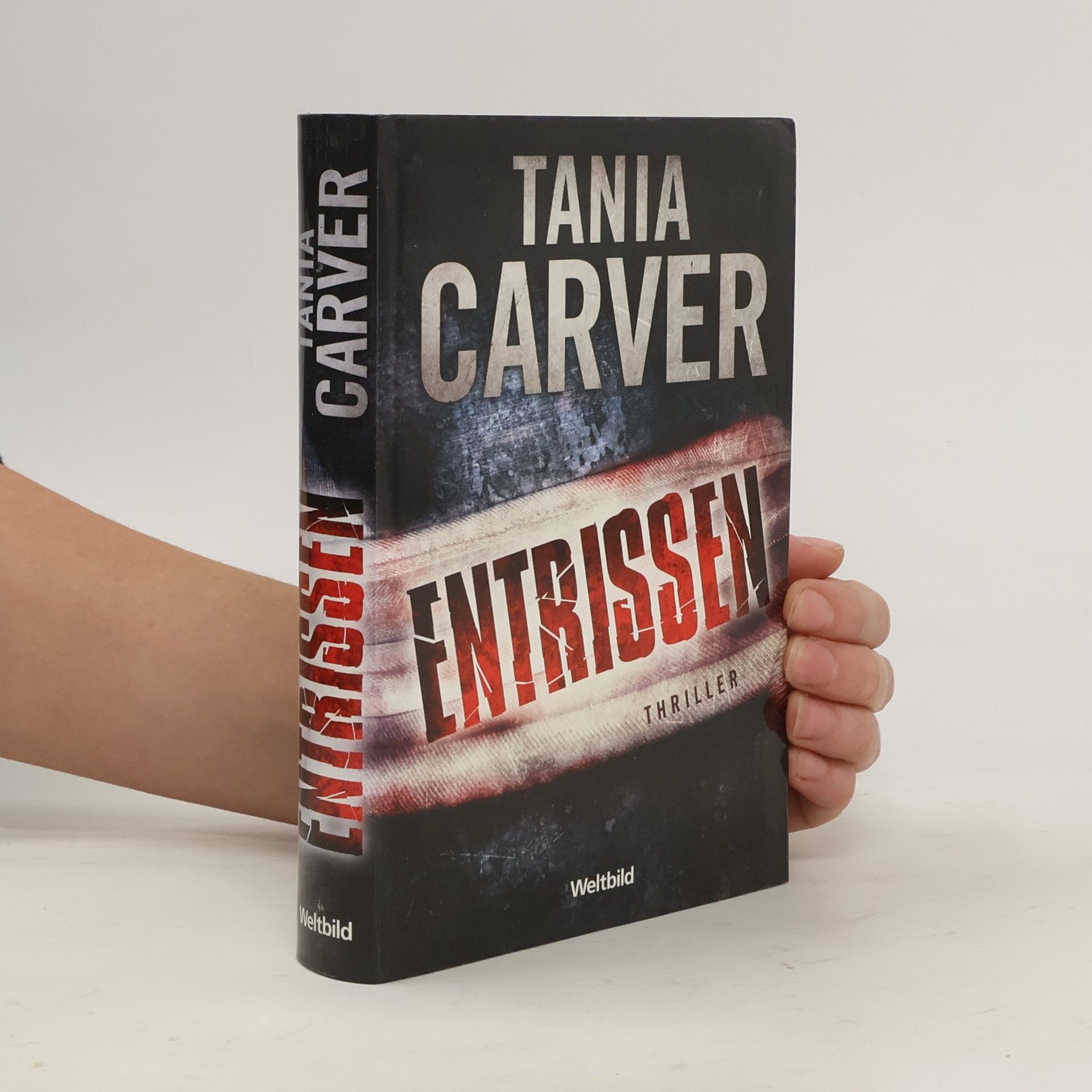 Tania Carver Entrissen