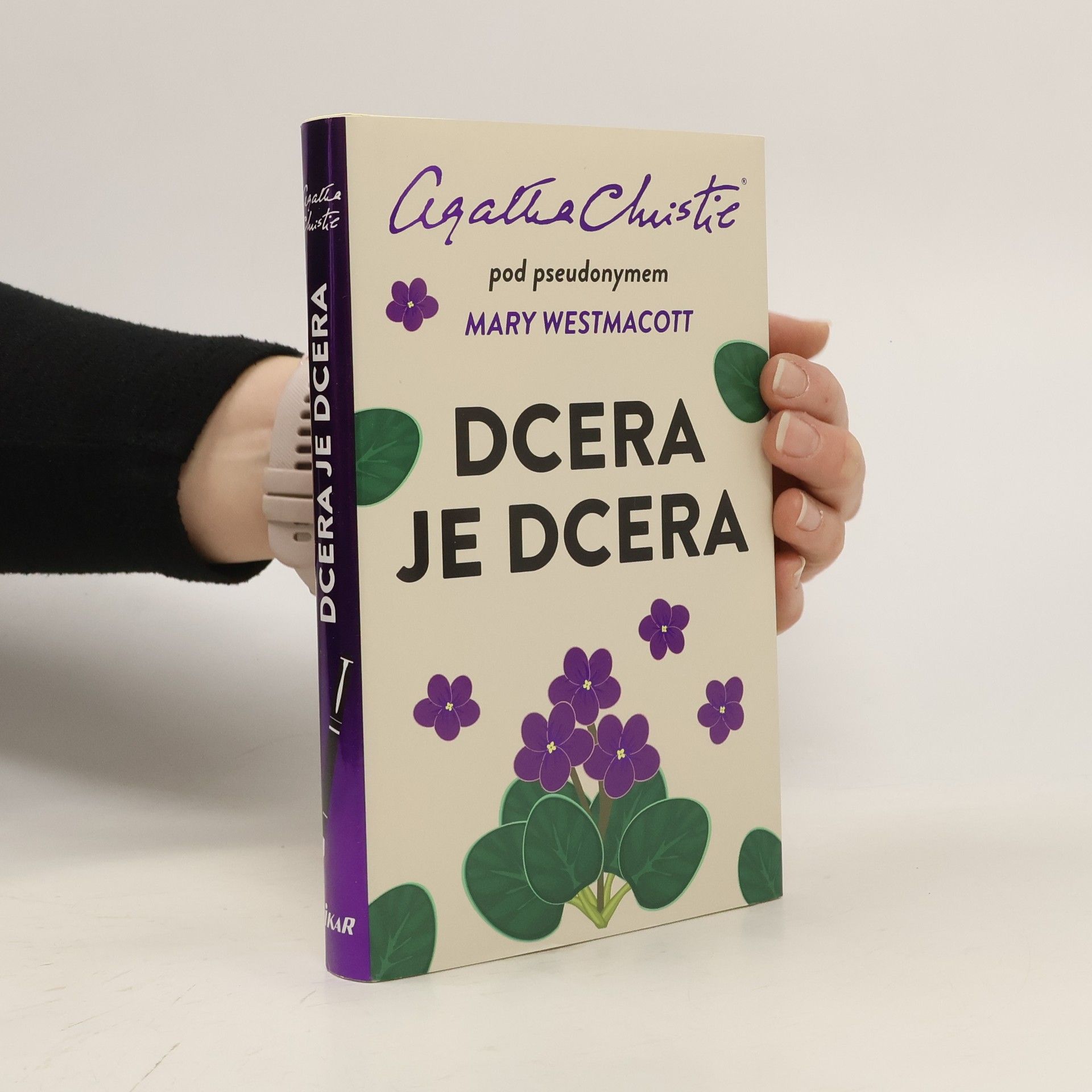 Agatha Christie Dcera je dcera