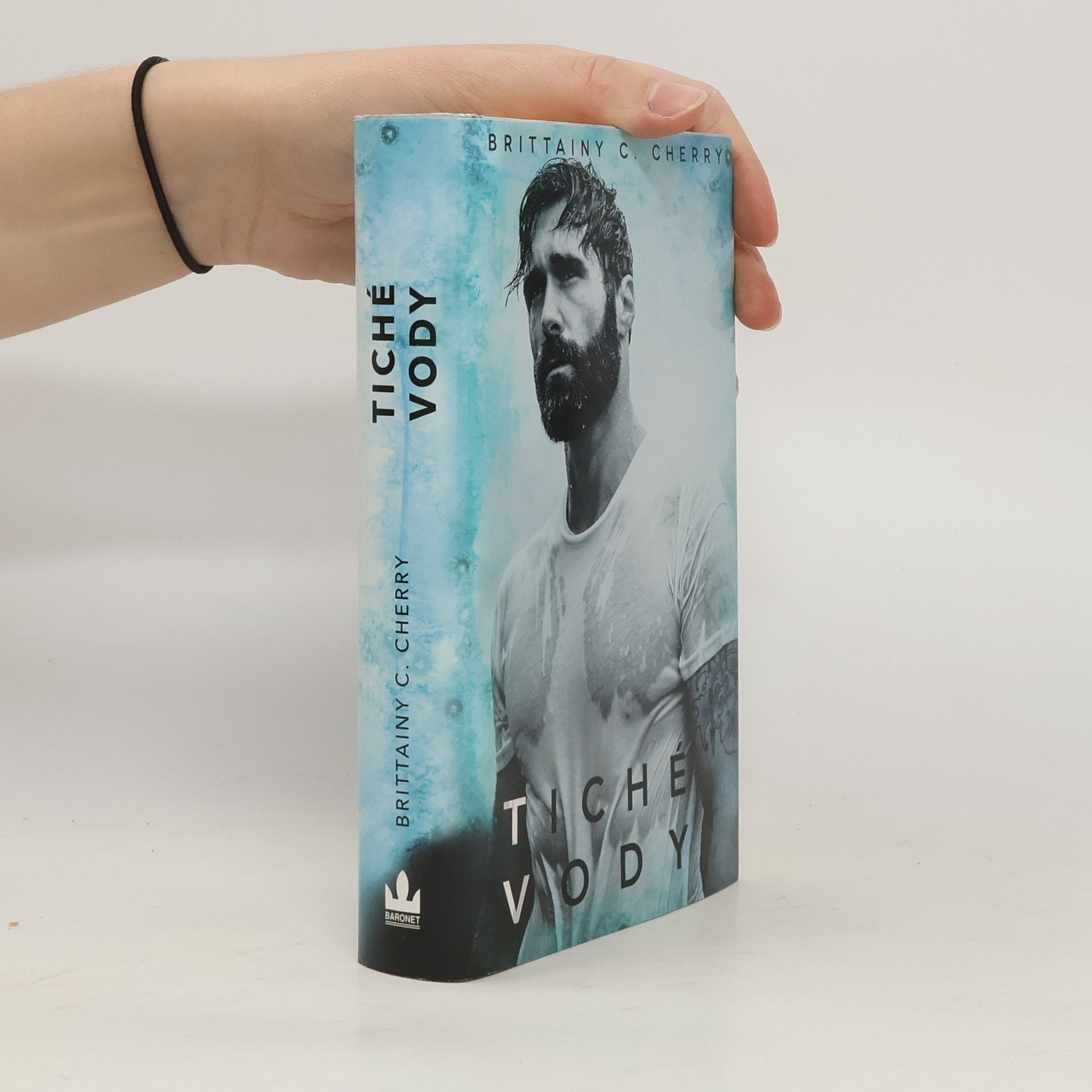 Brittainy C. Cherry Tiché vody