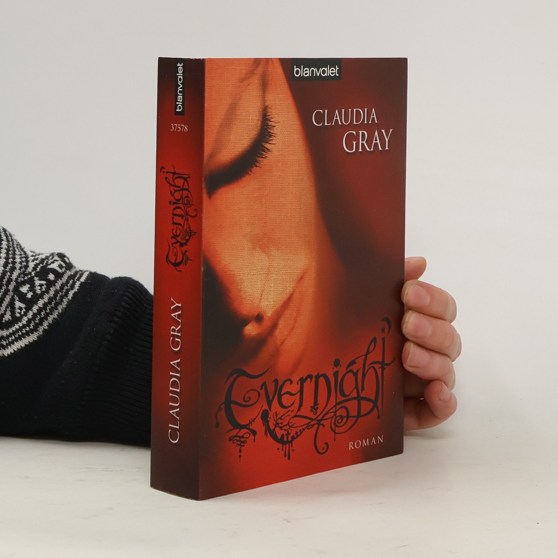 Claudia Gray Evernight 1