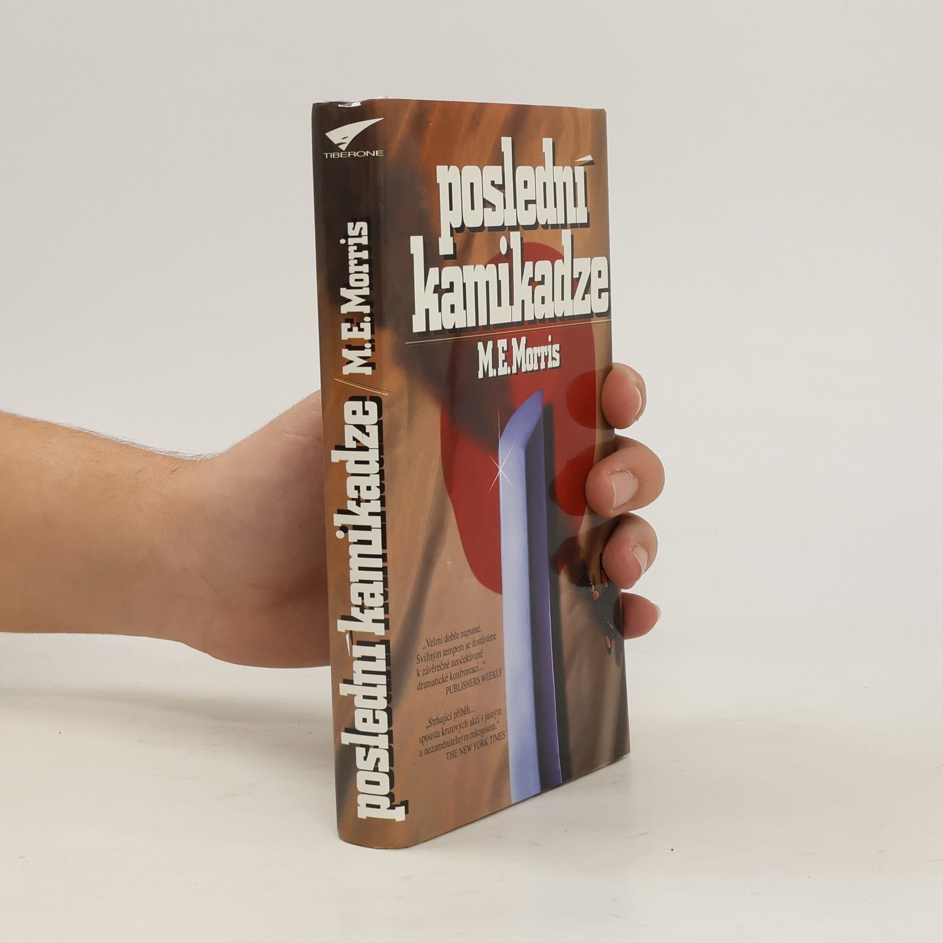 M. E. Morris Poslední kamikadze