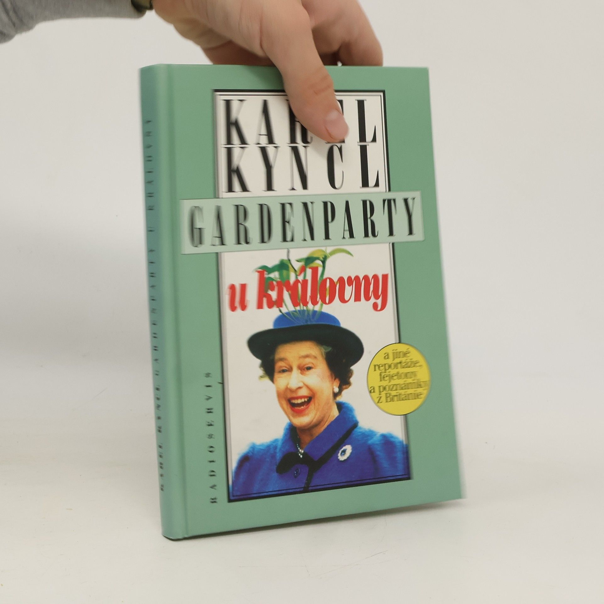 Gardenparty u královny a jiné reportáže, fejetony a poznámky z Británie