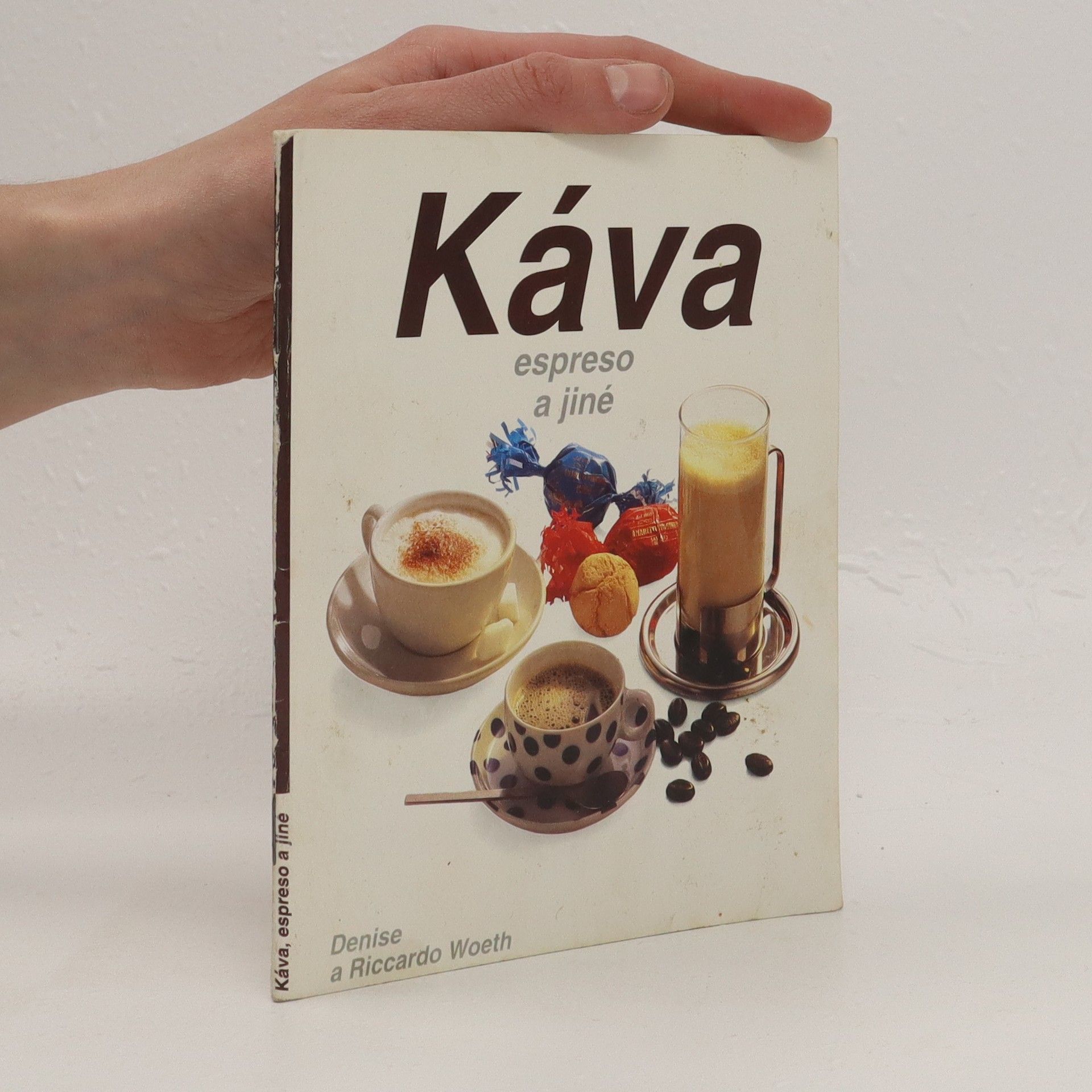 Denise Woeth Káva, espreso a jiné
