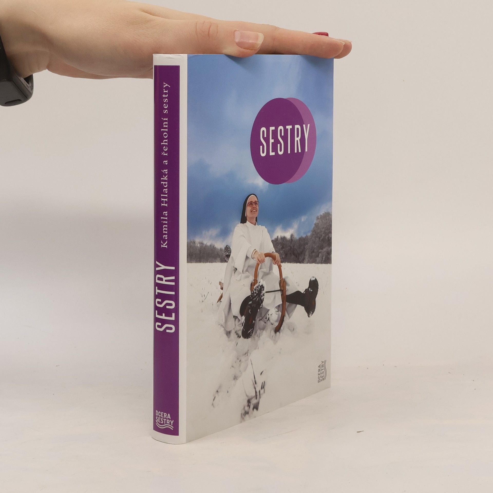 Kamila Hladká Sestry