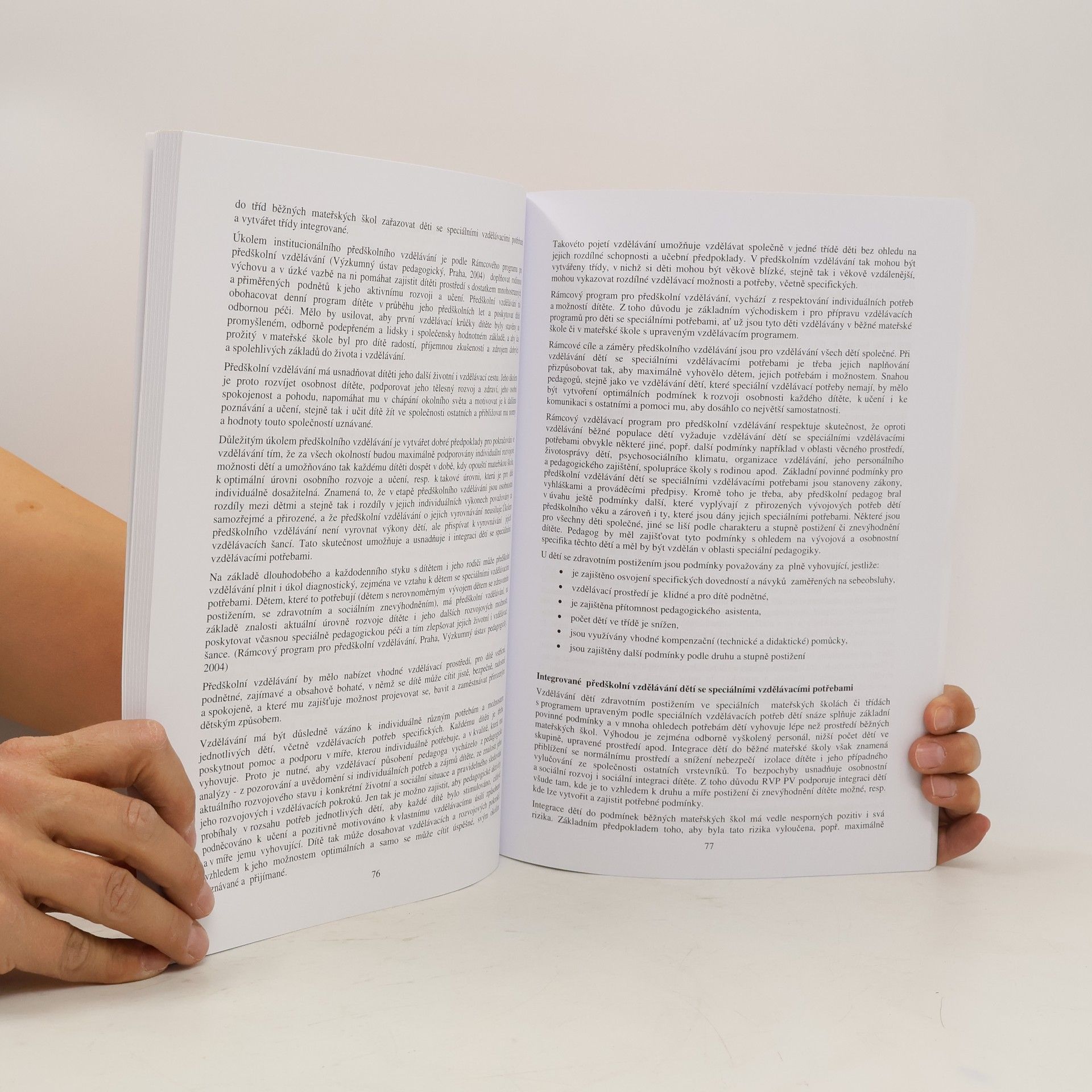 kolektiv Studium pro asistenty pedagoga