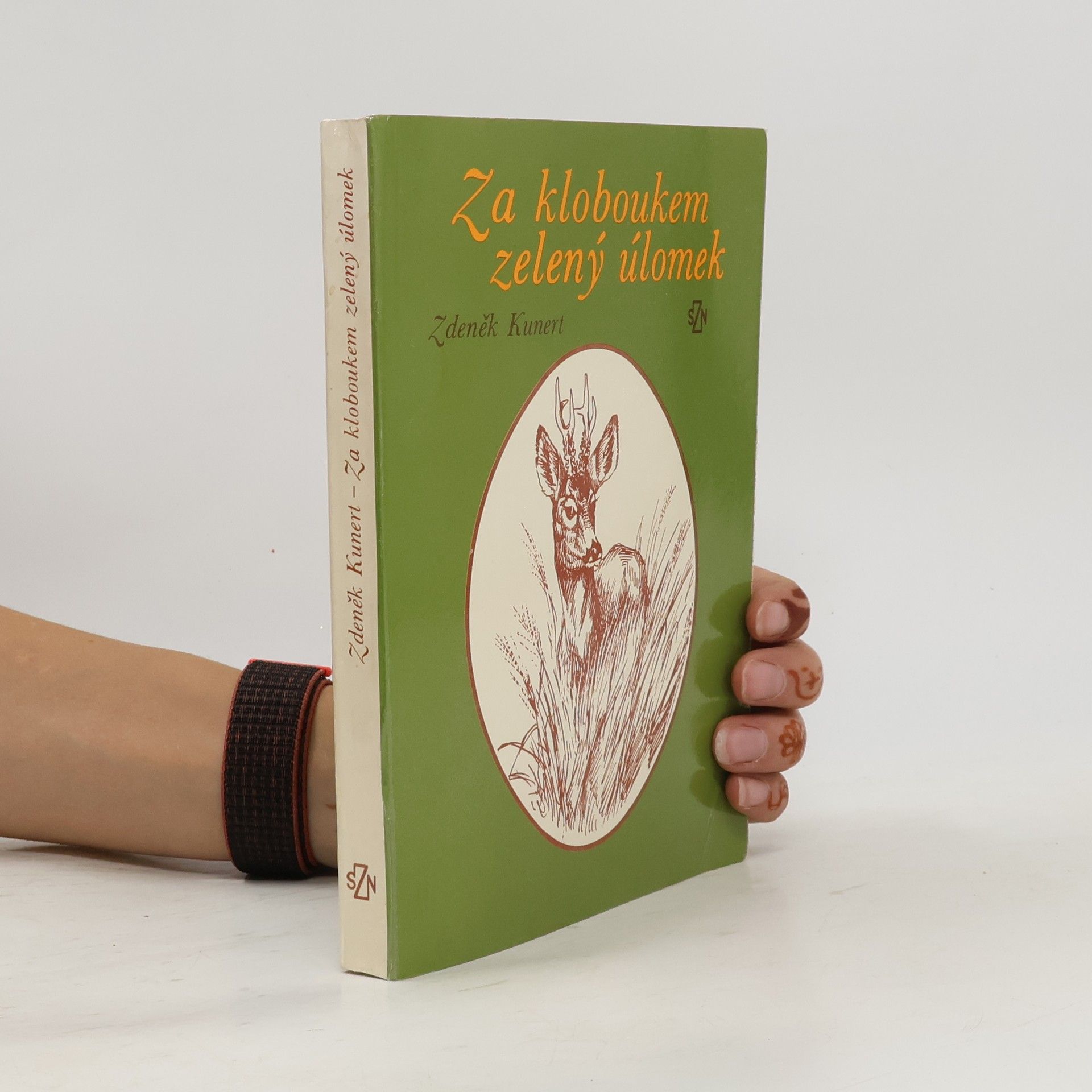 Zdeněk Kunert Za kloboukem zelený úlomek