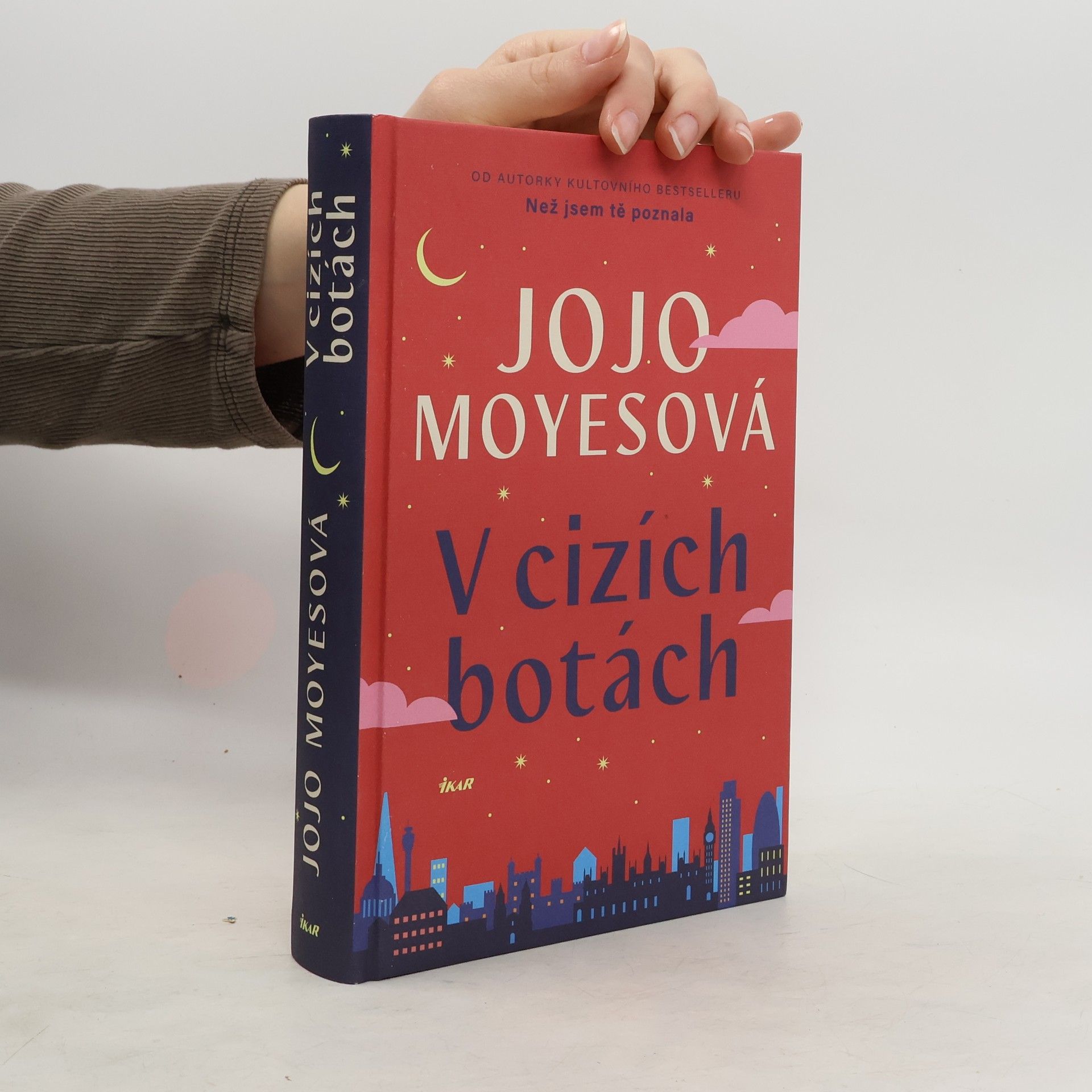 Jojo Moyes V cizích botách