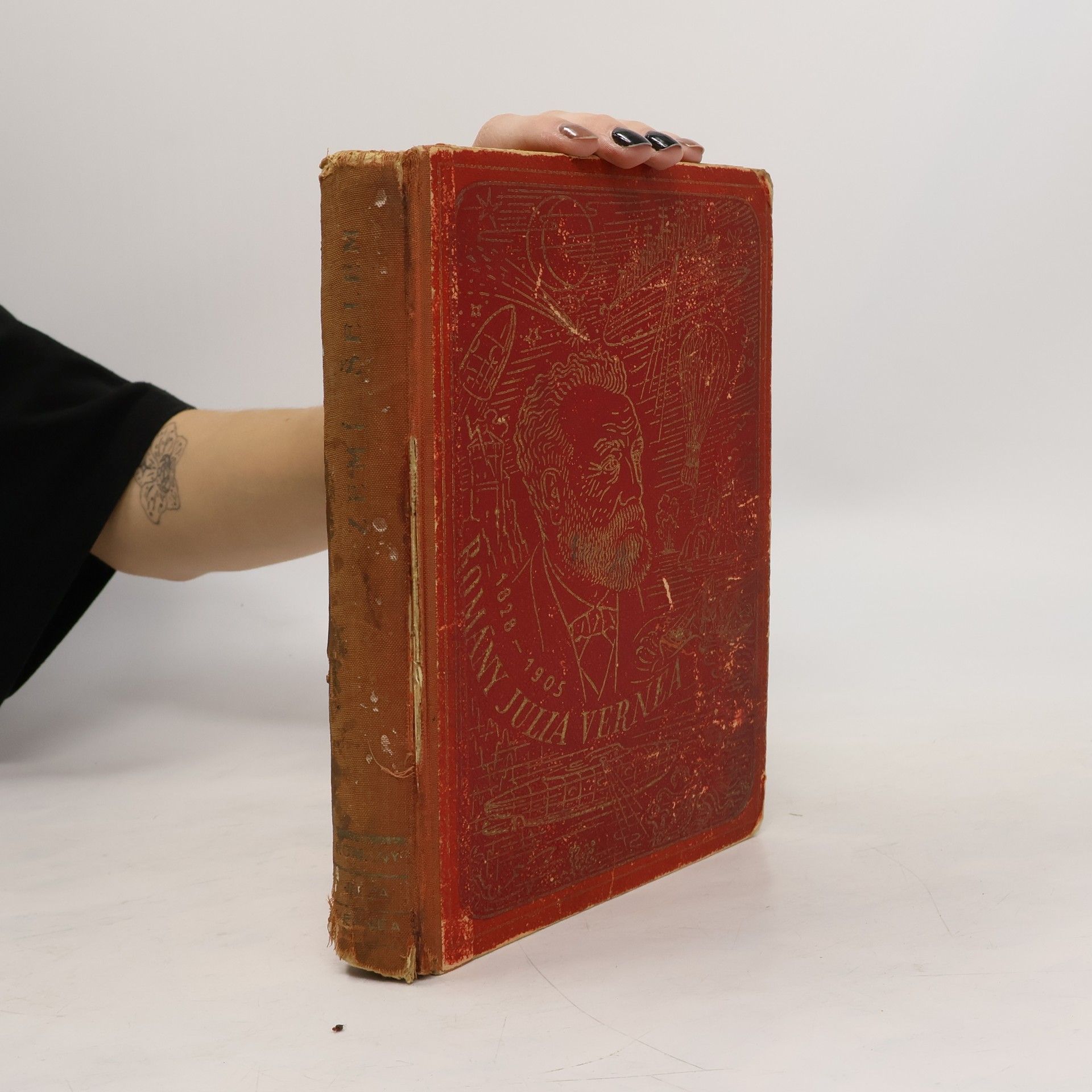 Jules Verne Zemí šelem. Nesmrtelné romány Julia Vernea. Svazek 4