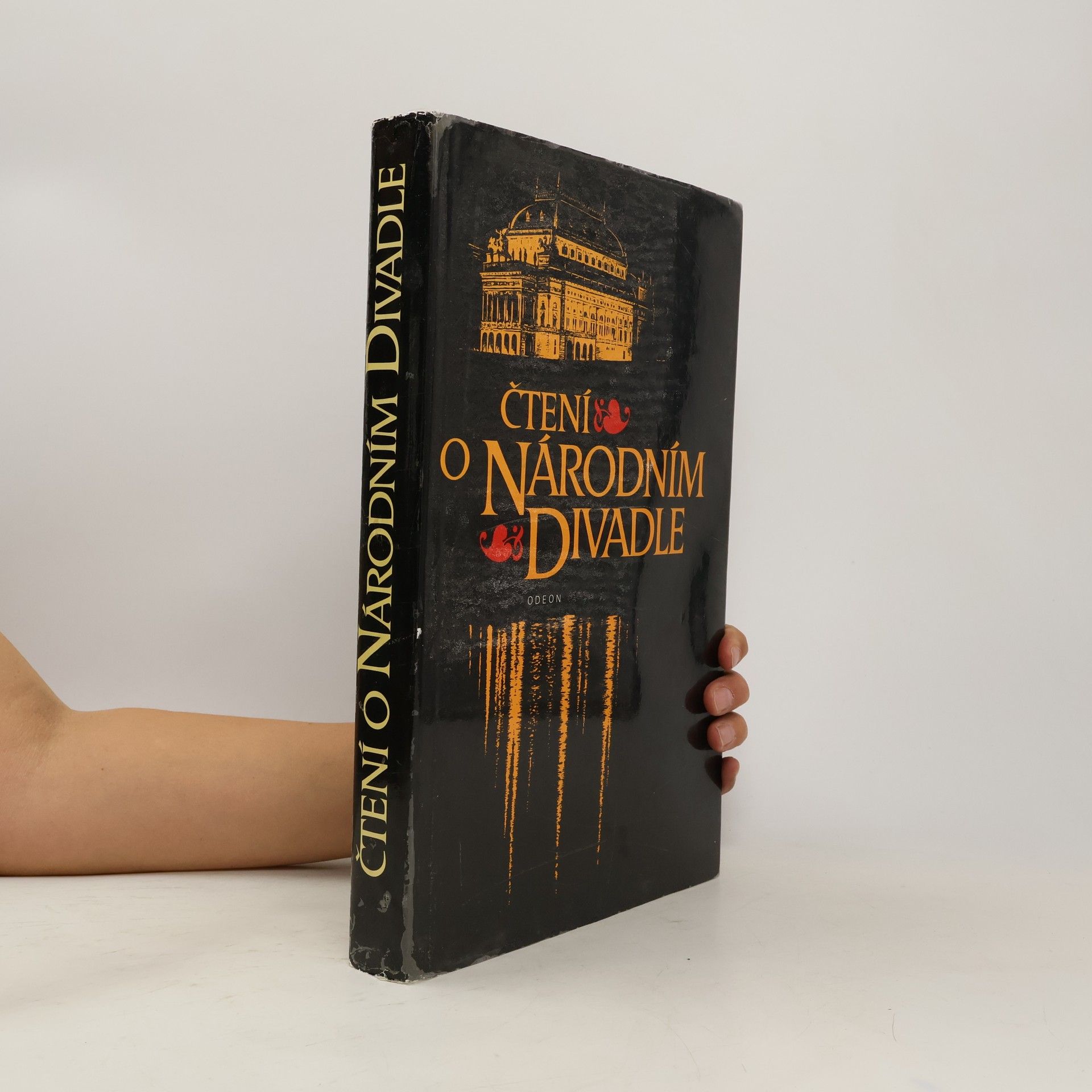 Čtení o Národním divadle