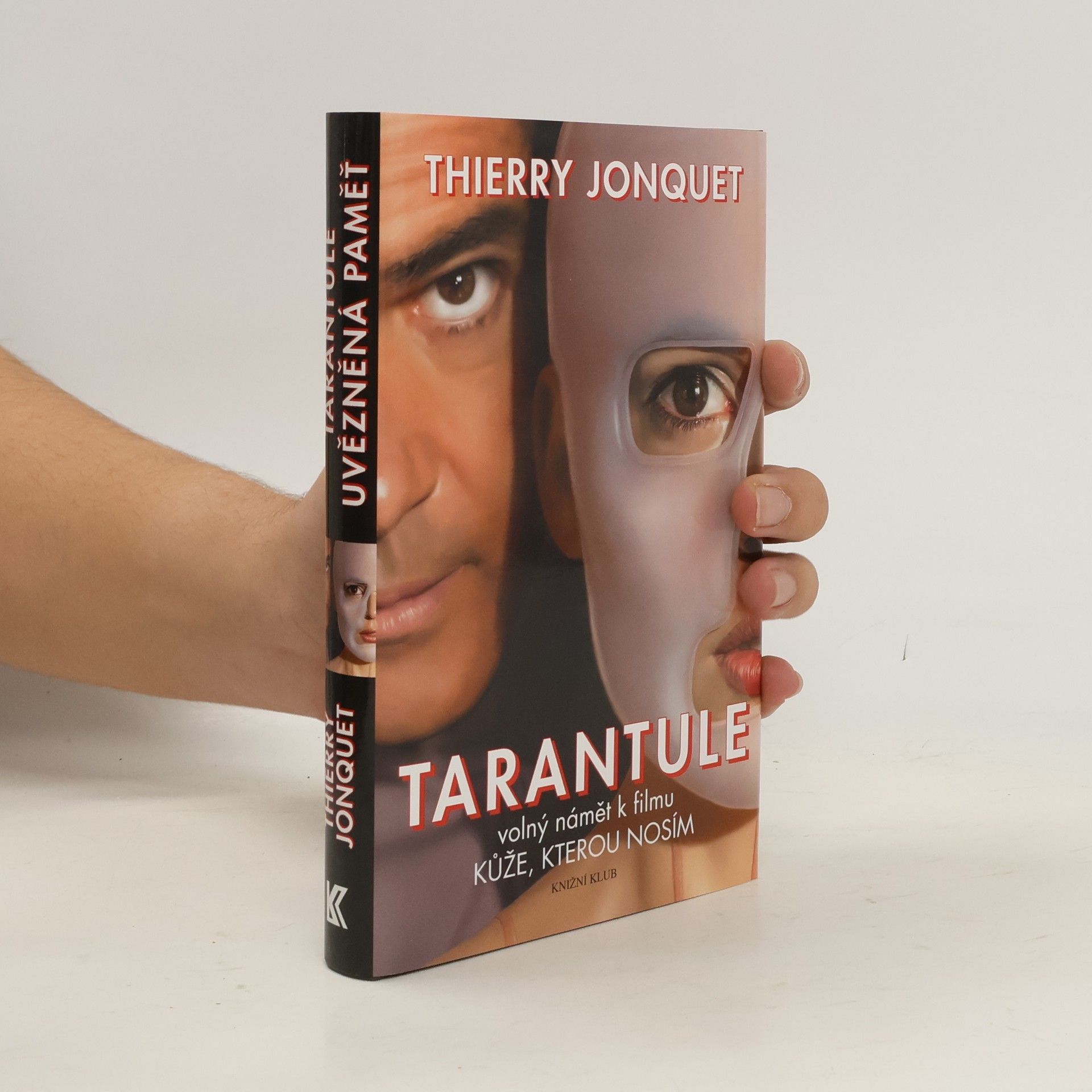 Tarantule ; Uvězněná paměť