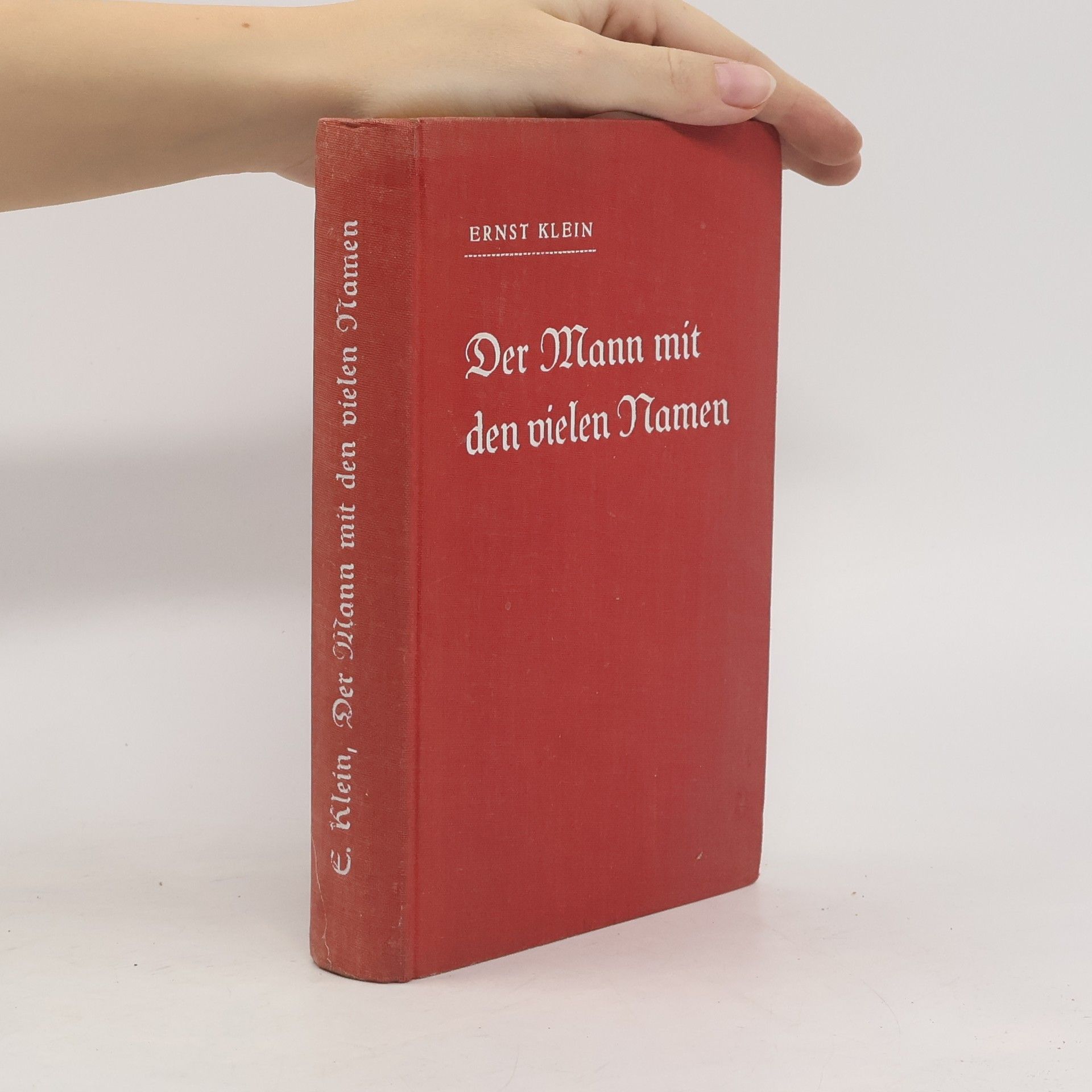 Der Mann mit den vielen Namen